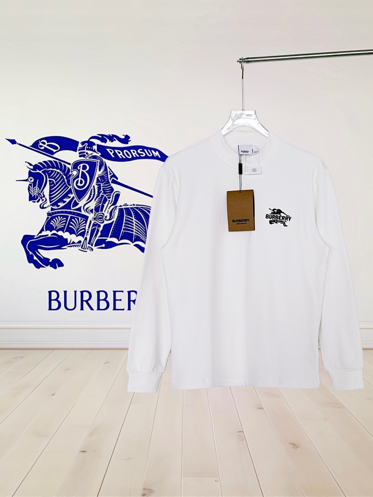 【BURBERRY】バーバリー長袖 セーター 男女兼用！