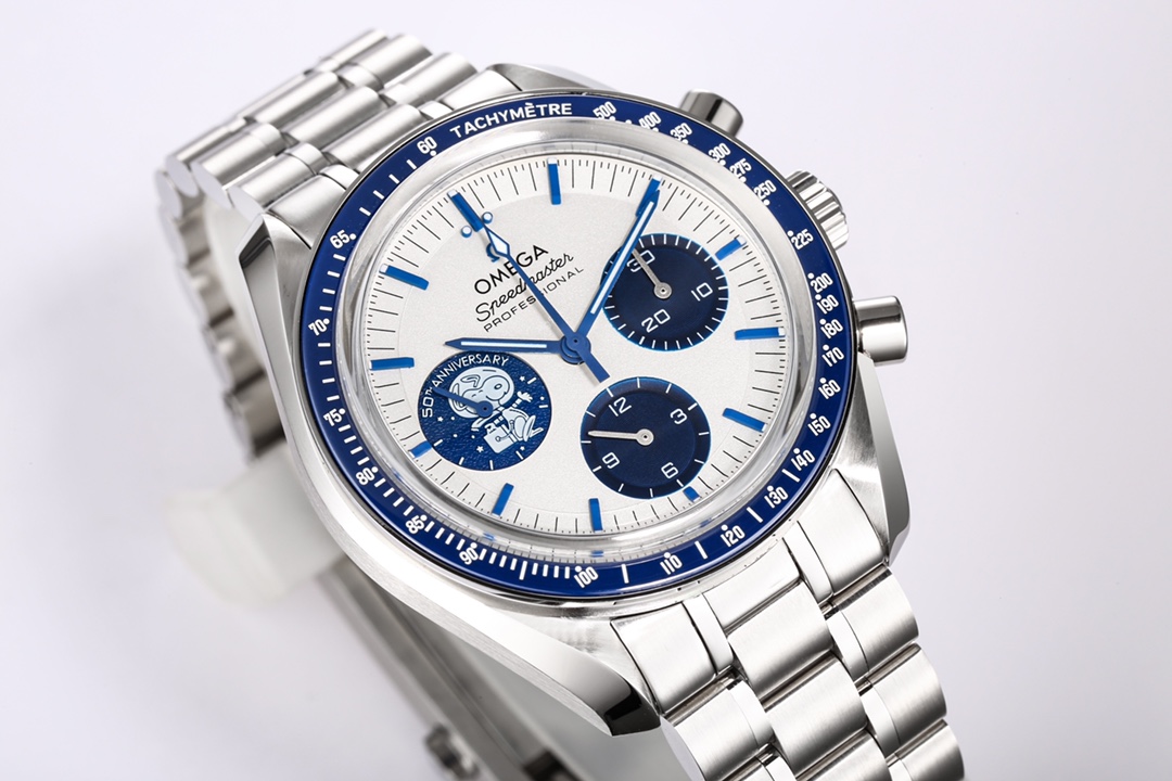 オメガ(Omega) 新作 Snoopy V2  メンズ 時計 42mm 