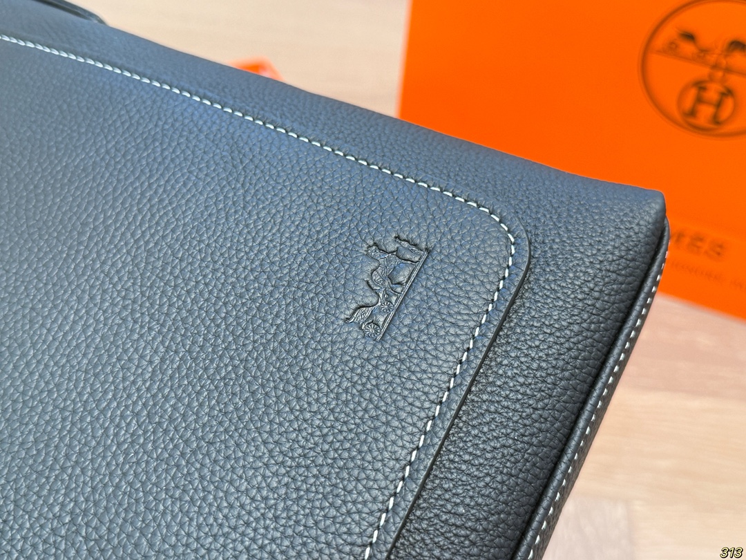 【HERMES】エルメス 斜 めがけ 24x27cm