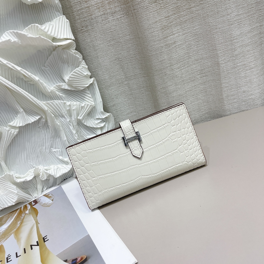 【HERMES】エルメス クロコ 財布 9x17.5cm