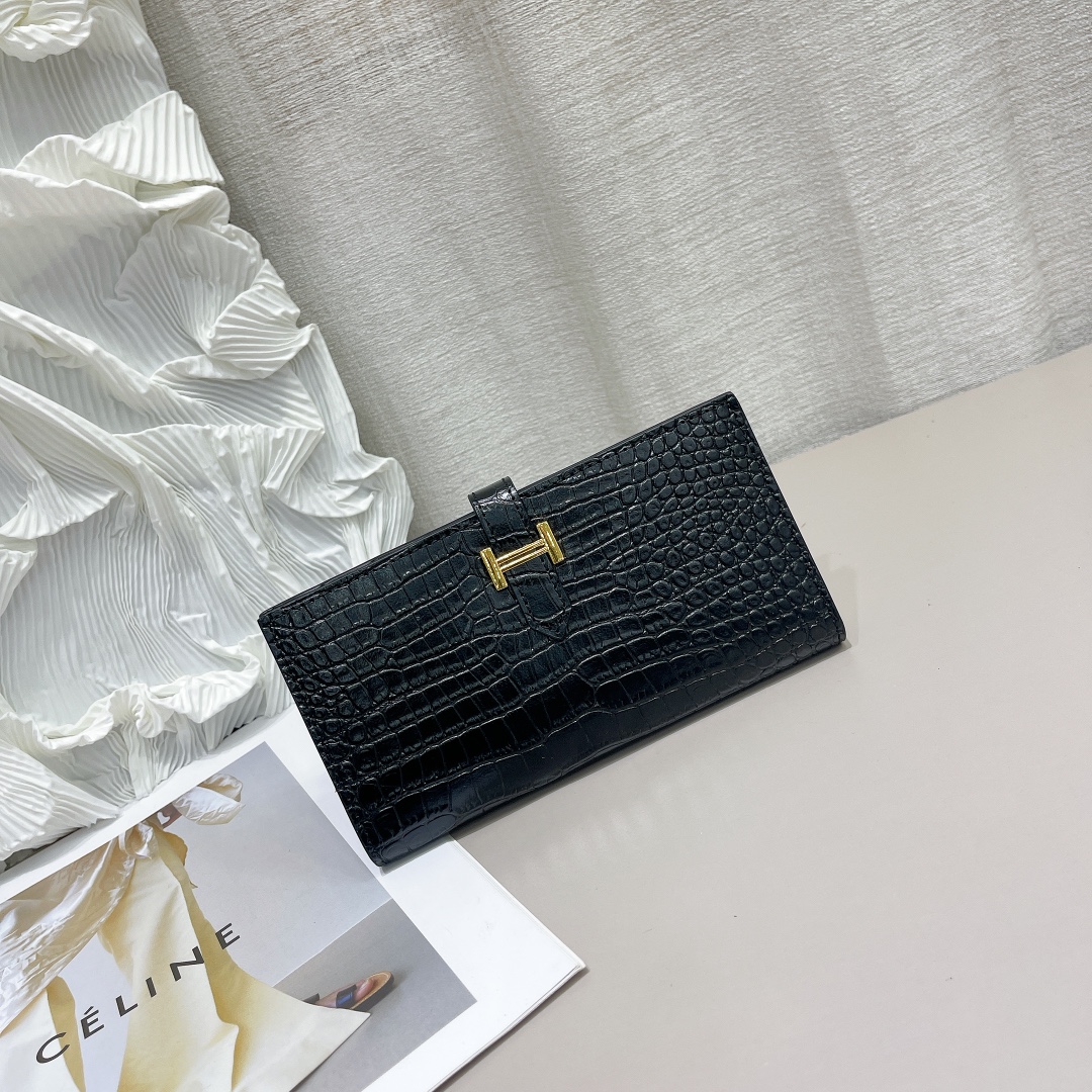 【HERMES】エルメス クロコ 財布 9x17.5cm