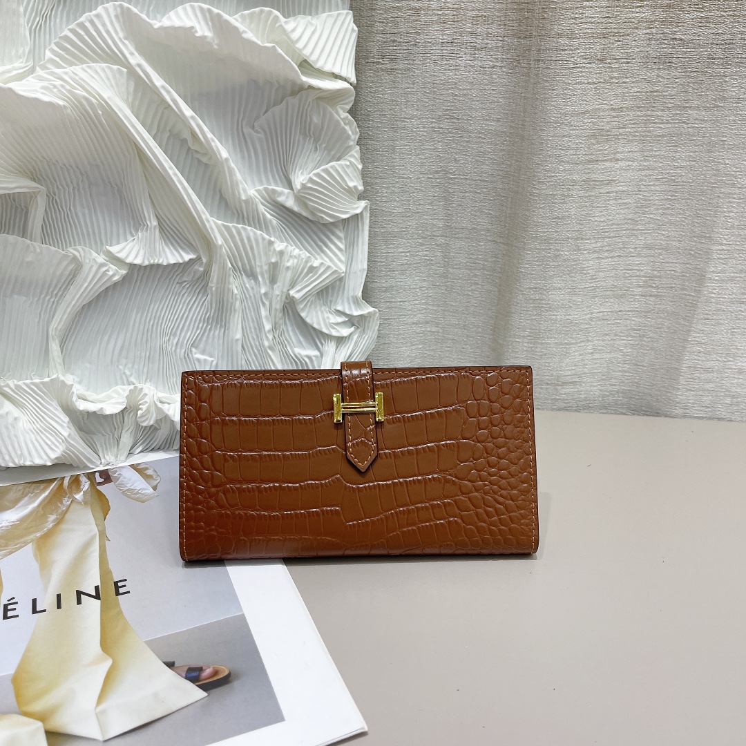 【HERMES】エルメス クロコ 財布 9x17.5cm
