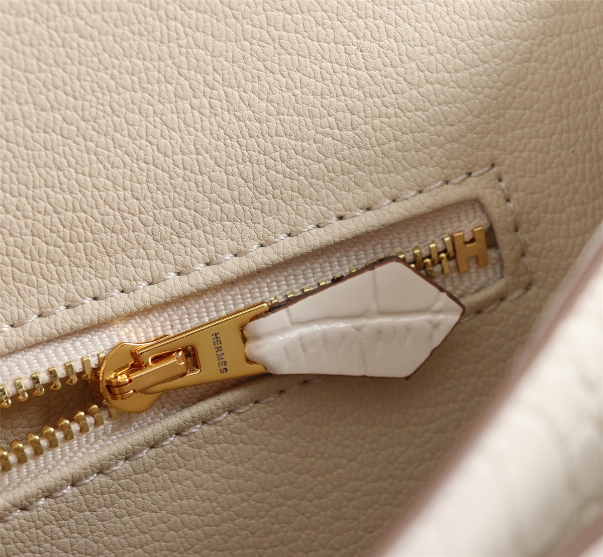 【HERMES】エルメス コンスタンス  クロコ 24cm