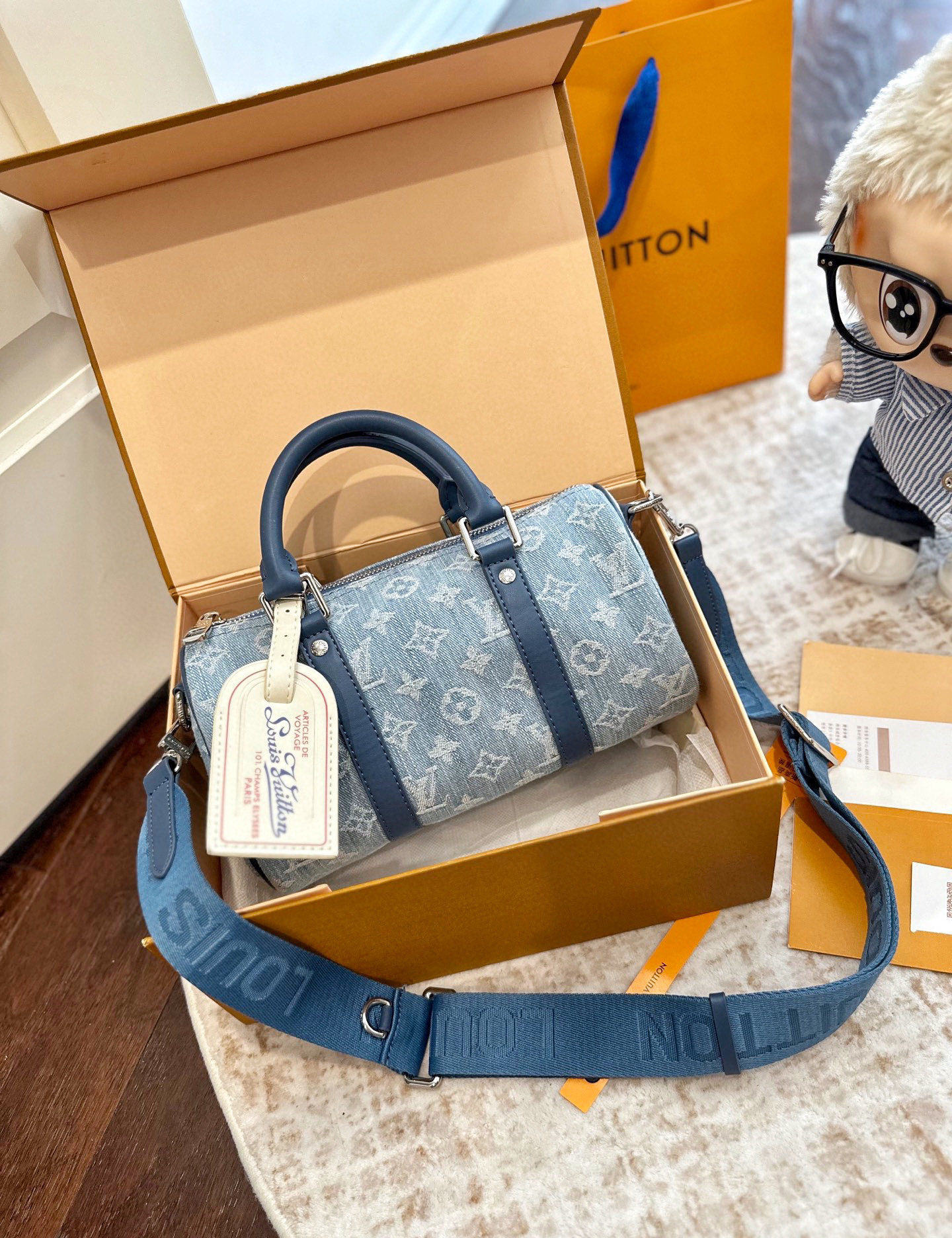 ルイ ヴィトン ( Louis Vuitton)デニム 斜 めがけ バッグ 25x12cm