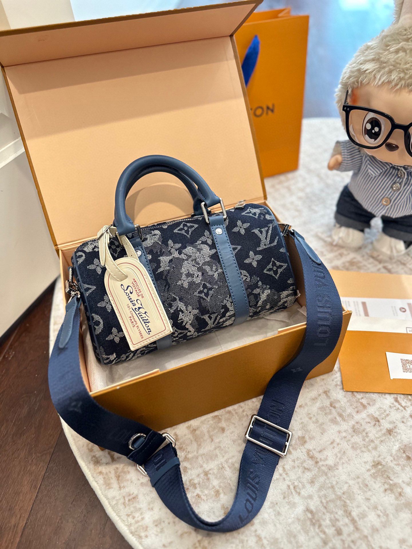 ルイ ヴィトン ( Louis Vuitton)デニム 斜 めがけ バッグ 25x12cm