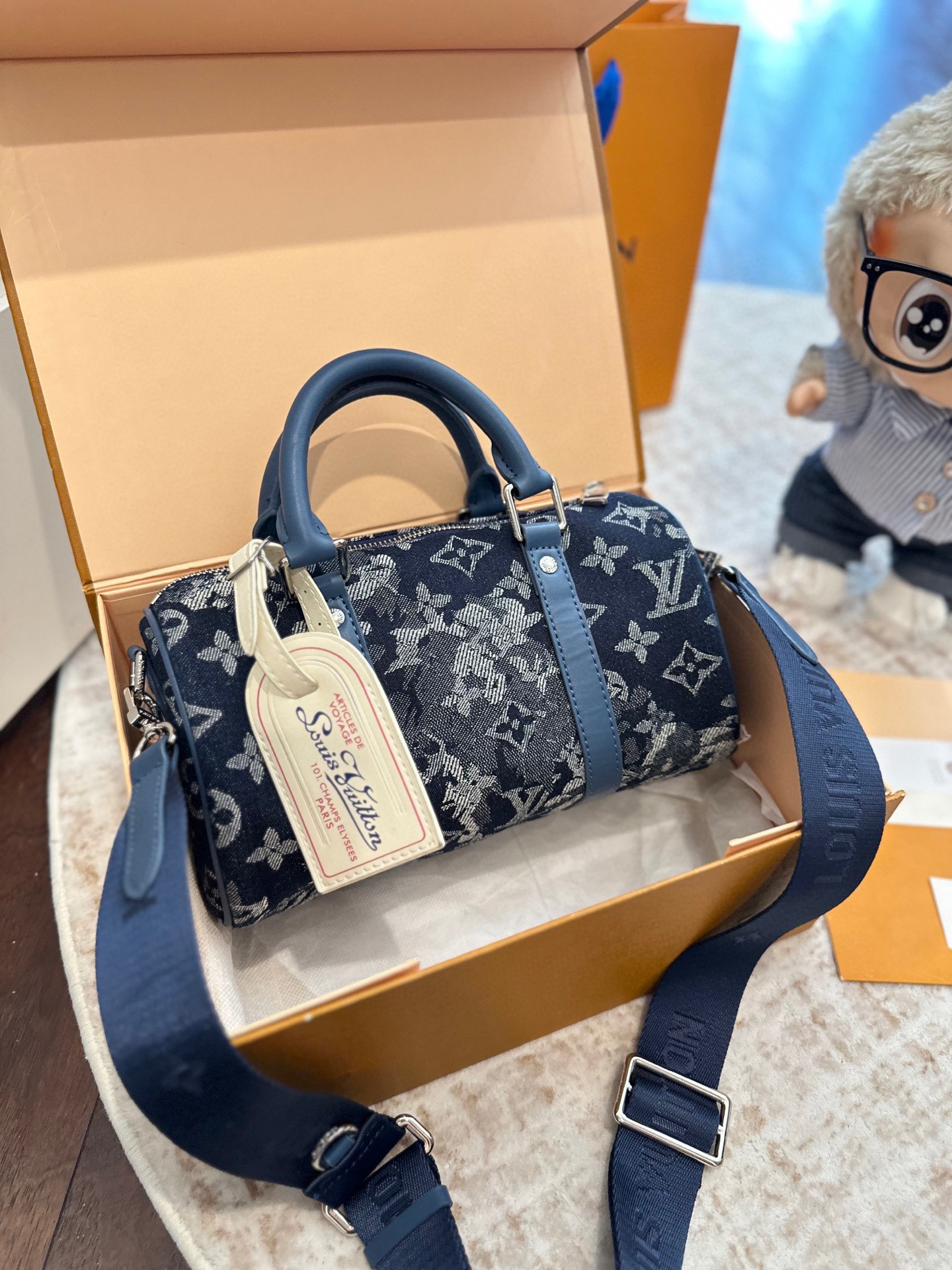 ルイ ヴィトン ( Louis Vuitton)デニム 斜 めがけ バッグ 25x12cm