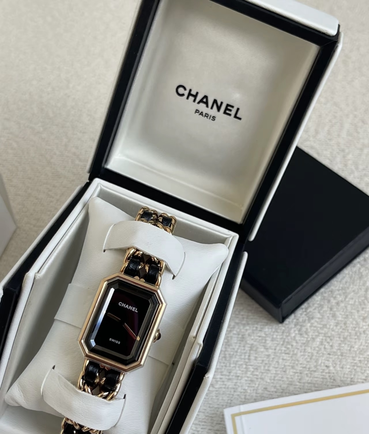 シャネル(Chanel)  レディース 時計 黒 26mm