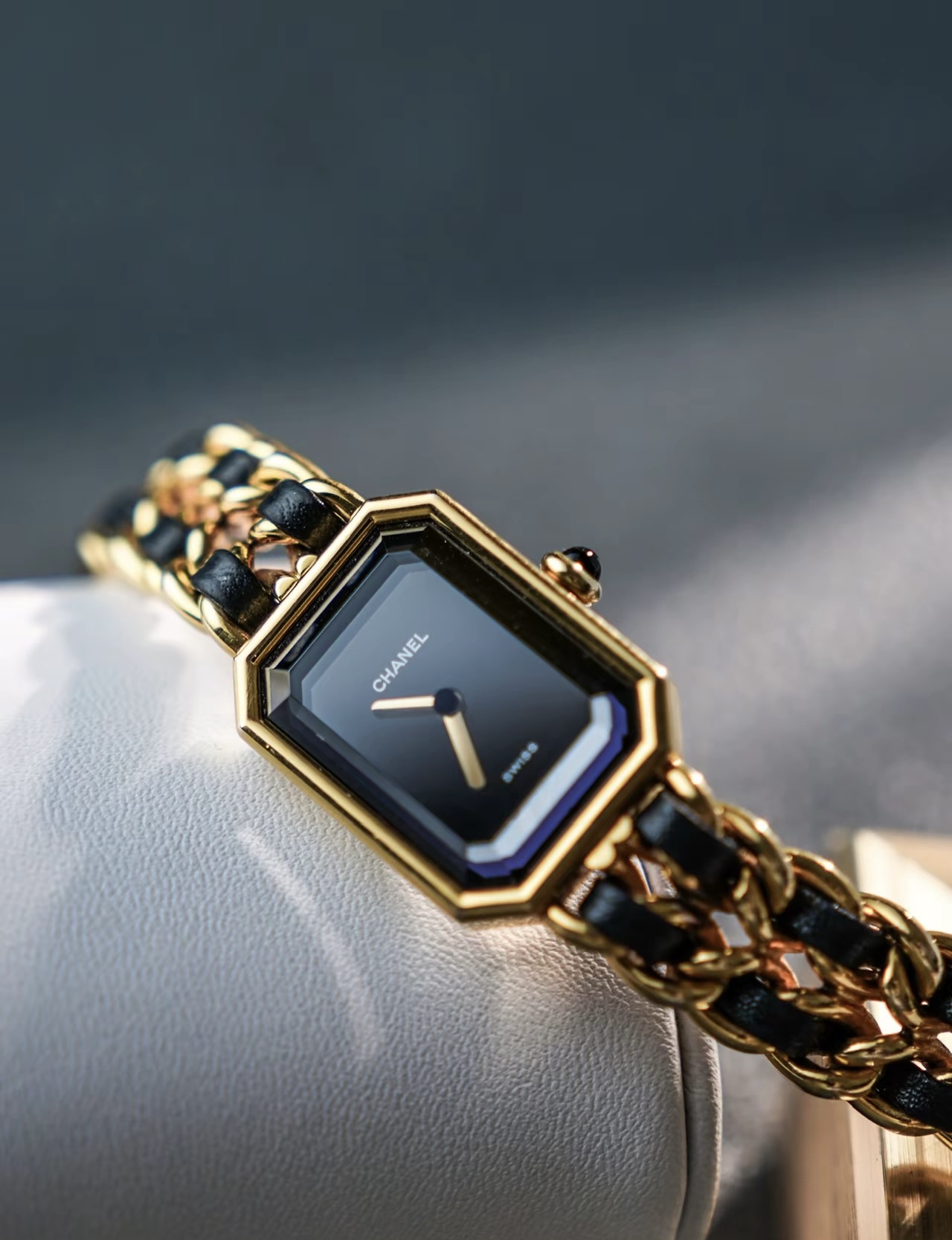 シャネル(Chanel)  レディース 時計 黒 26mm
