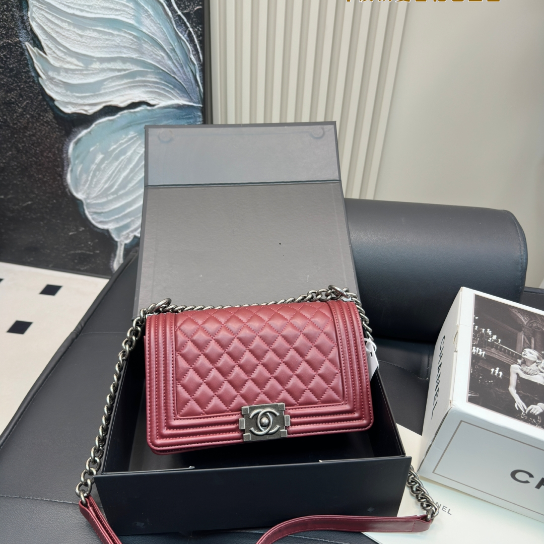 シャネル(Chanel)  Leboy チェーン バッグ  24X15mm