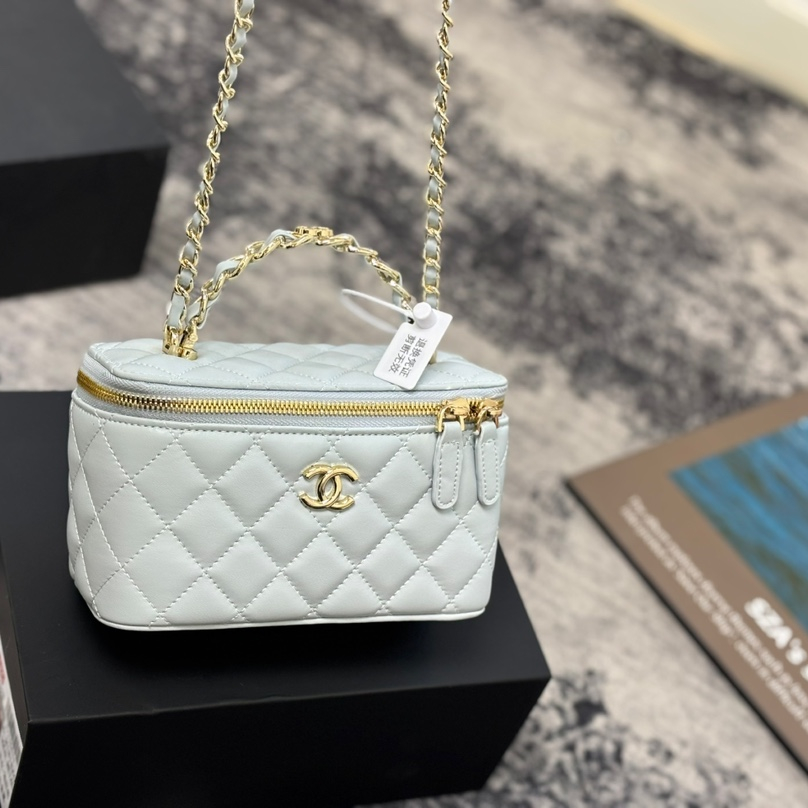 シャネル(Chanel)  バニティ バッグ  17x11mm