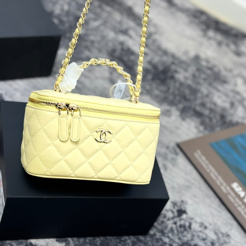 シャネル(Chanel)  バニティ バッグ  17x11mm