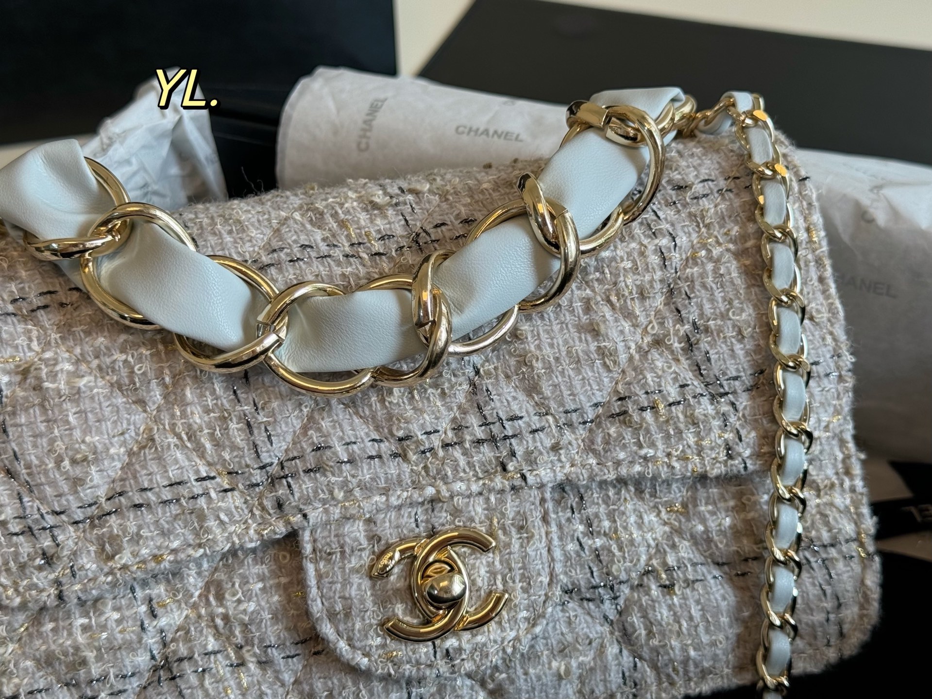 シャネル(Chanel)  25B チェーン ハンドル バッグ  20X13mm