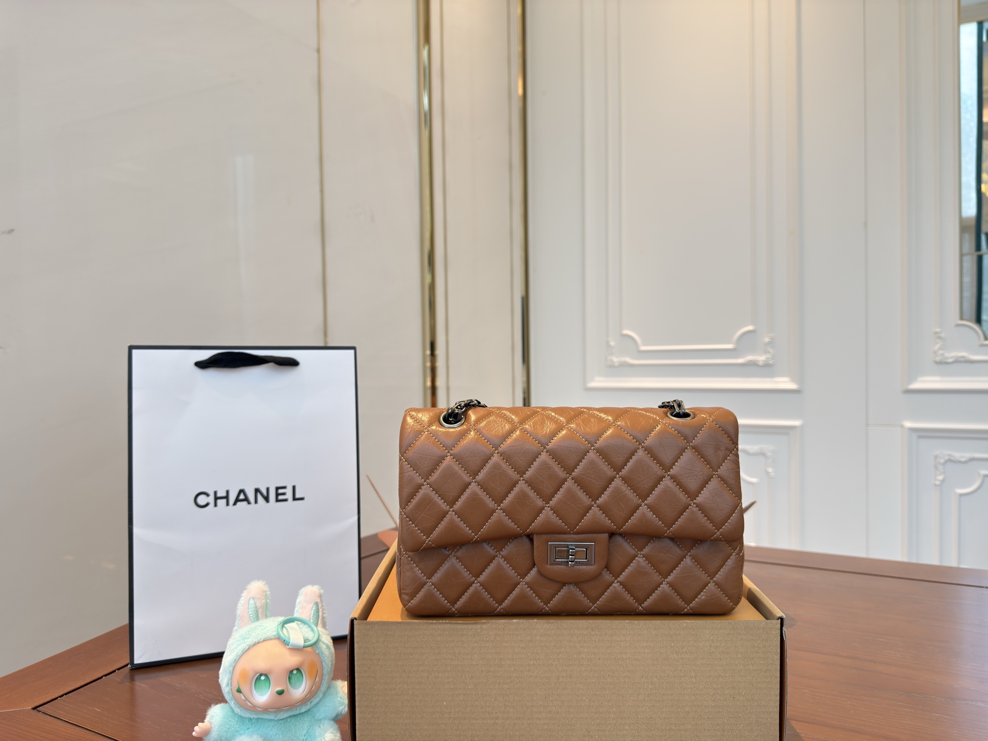 シャネル(Chanel)  2.55CF チェーン バッグ  25x15cm