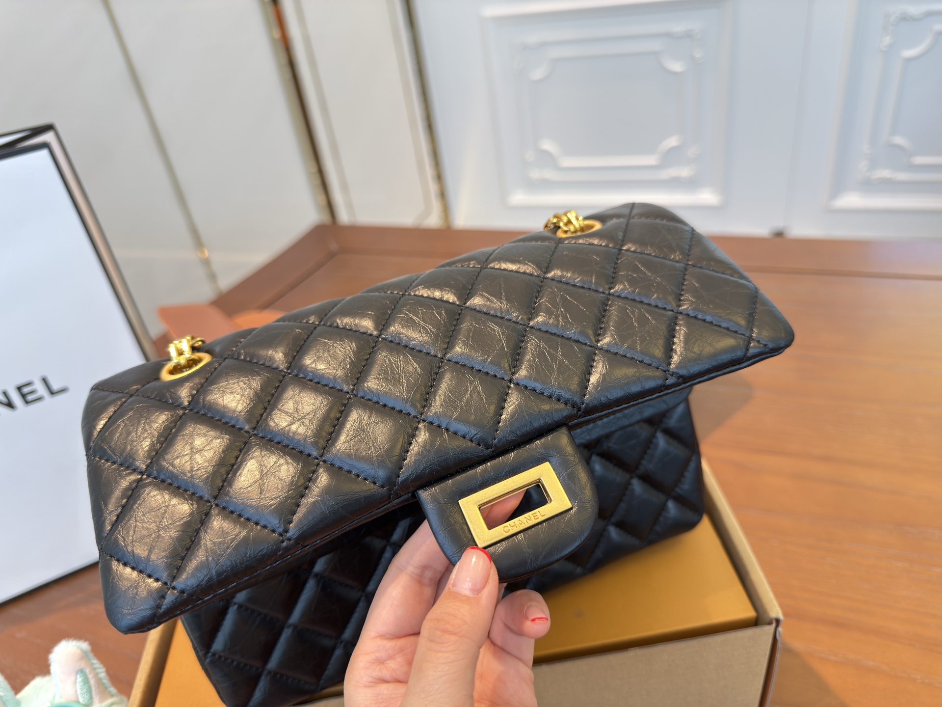 シャネル(Chanel)  2.55CF チェーン バッグ  25x15cm
