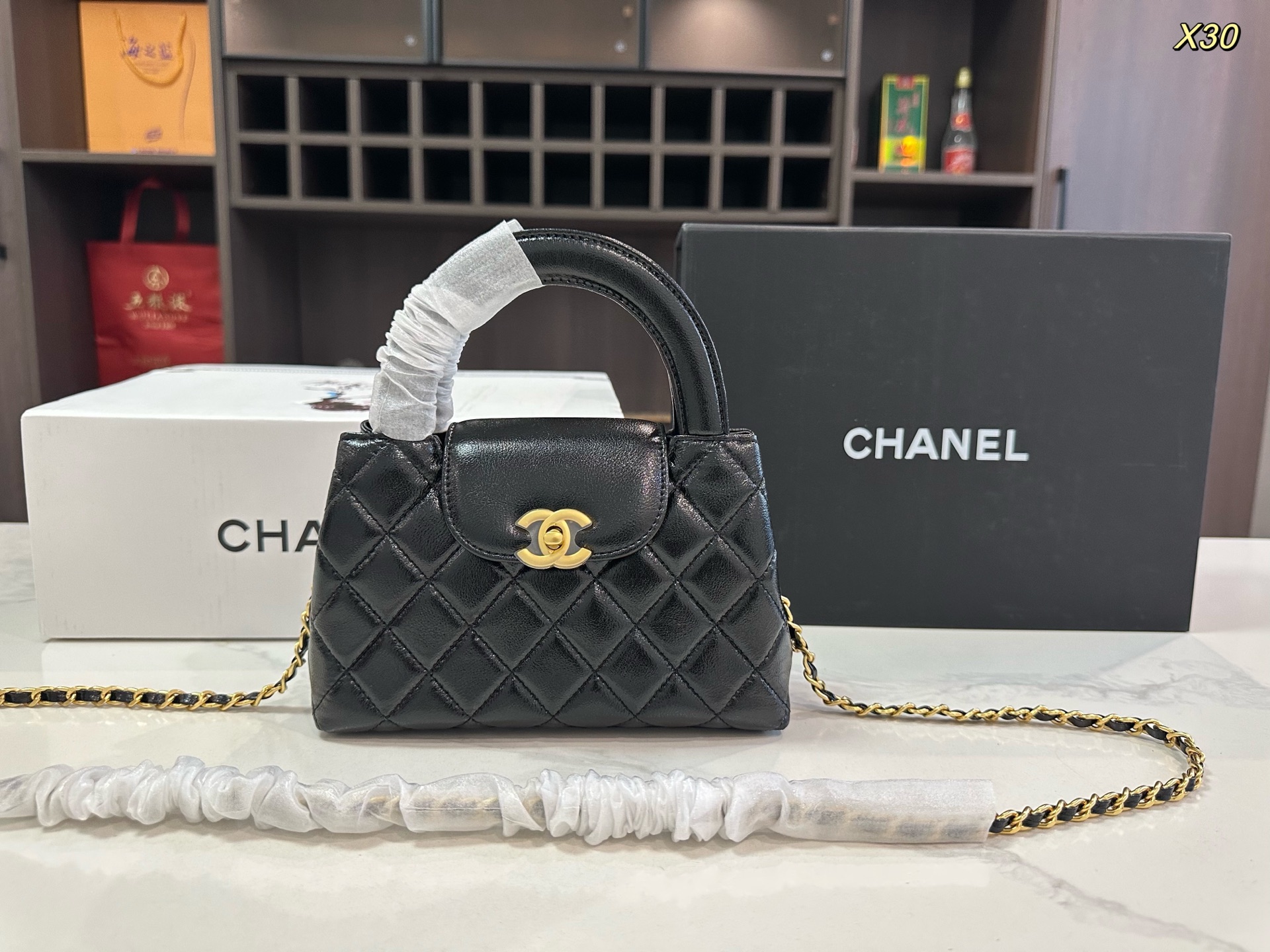 シャネル(Chanel)  23K kelly チェーン バッグ  19cm