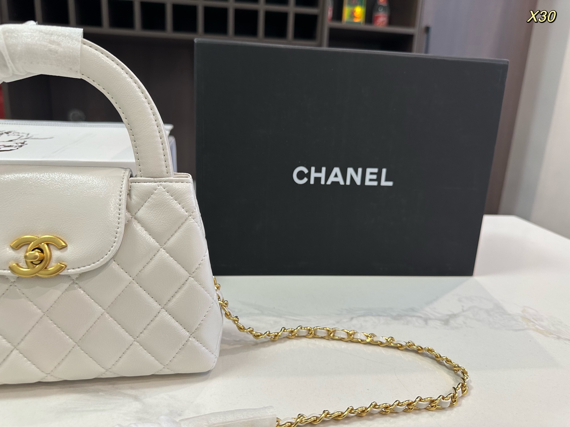シャネル(Chanel)  23K kelly チェーン バッグ  19cm