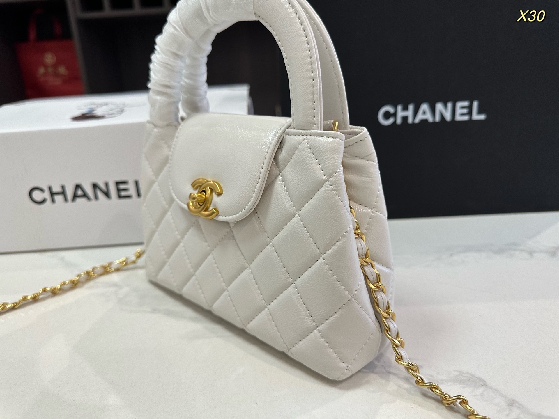 シャネル(Chanel)  23K kelly チェーン バッグ  19cm