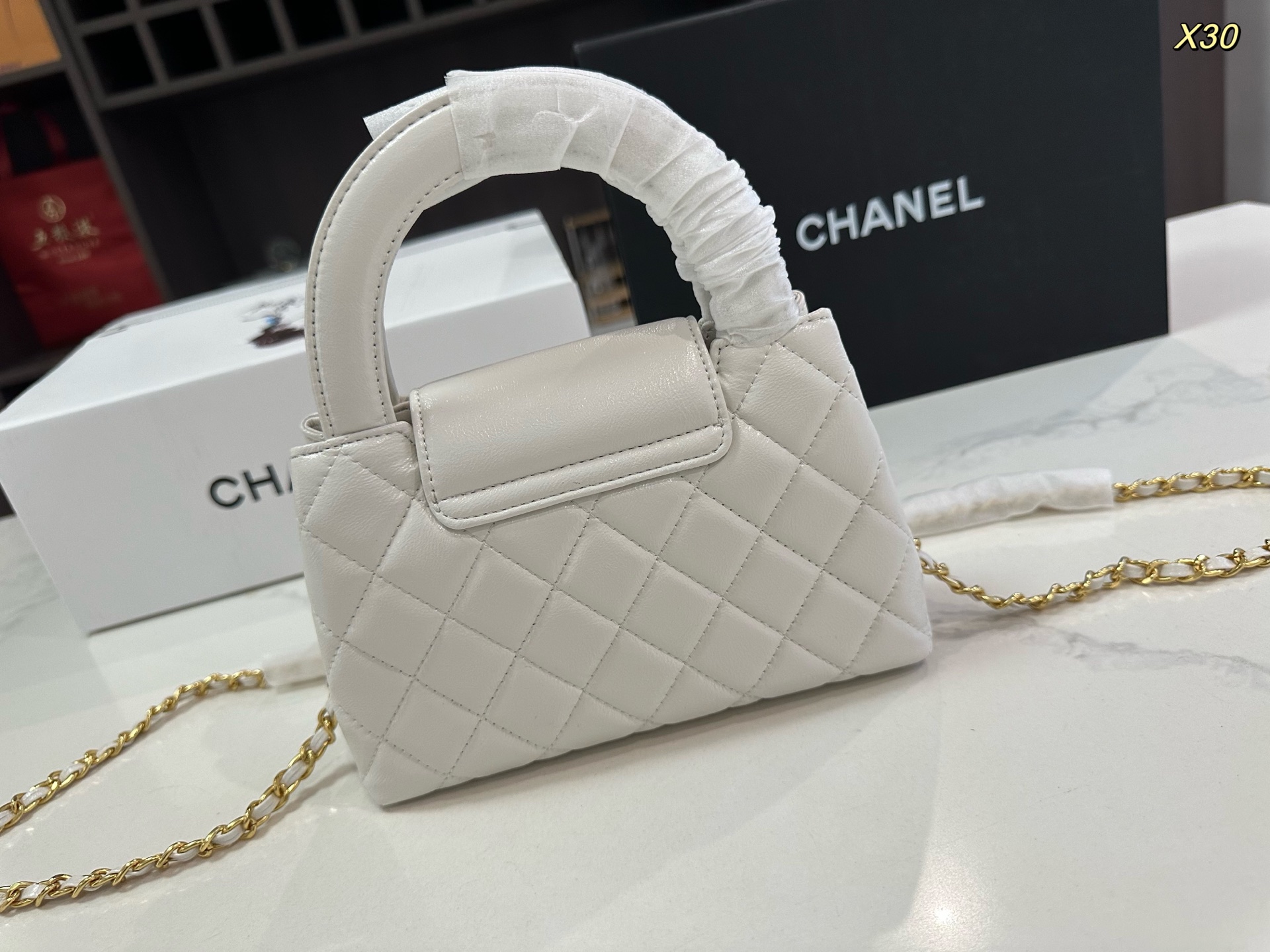 シャネル(Chanel)  23K kelly チェーン バッグ  19cm