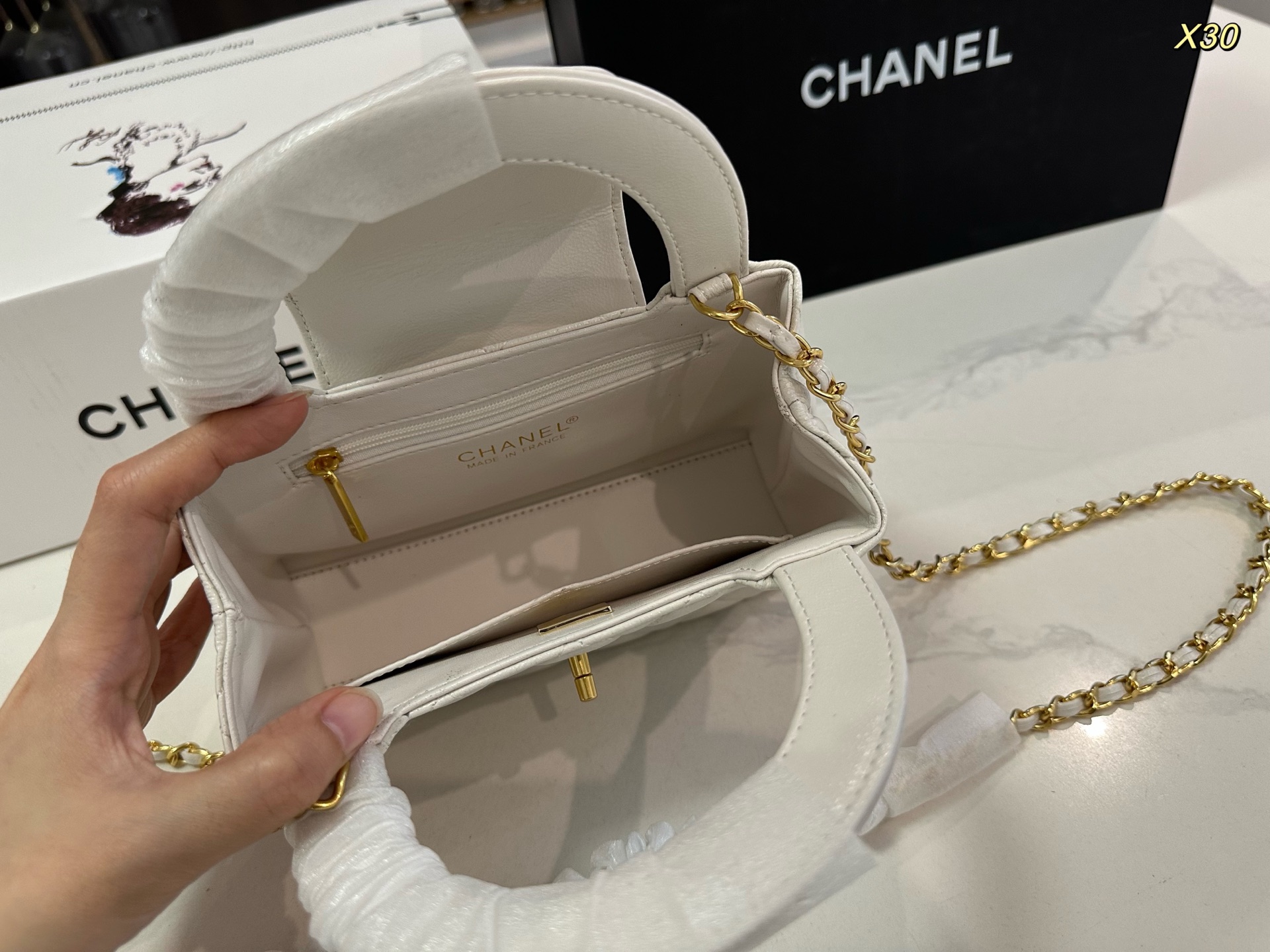 シャネル(Chanel)  23K kelly チェーン バッグ  19cm