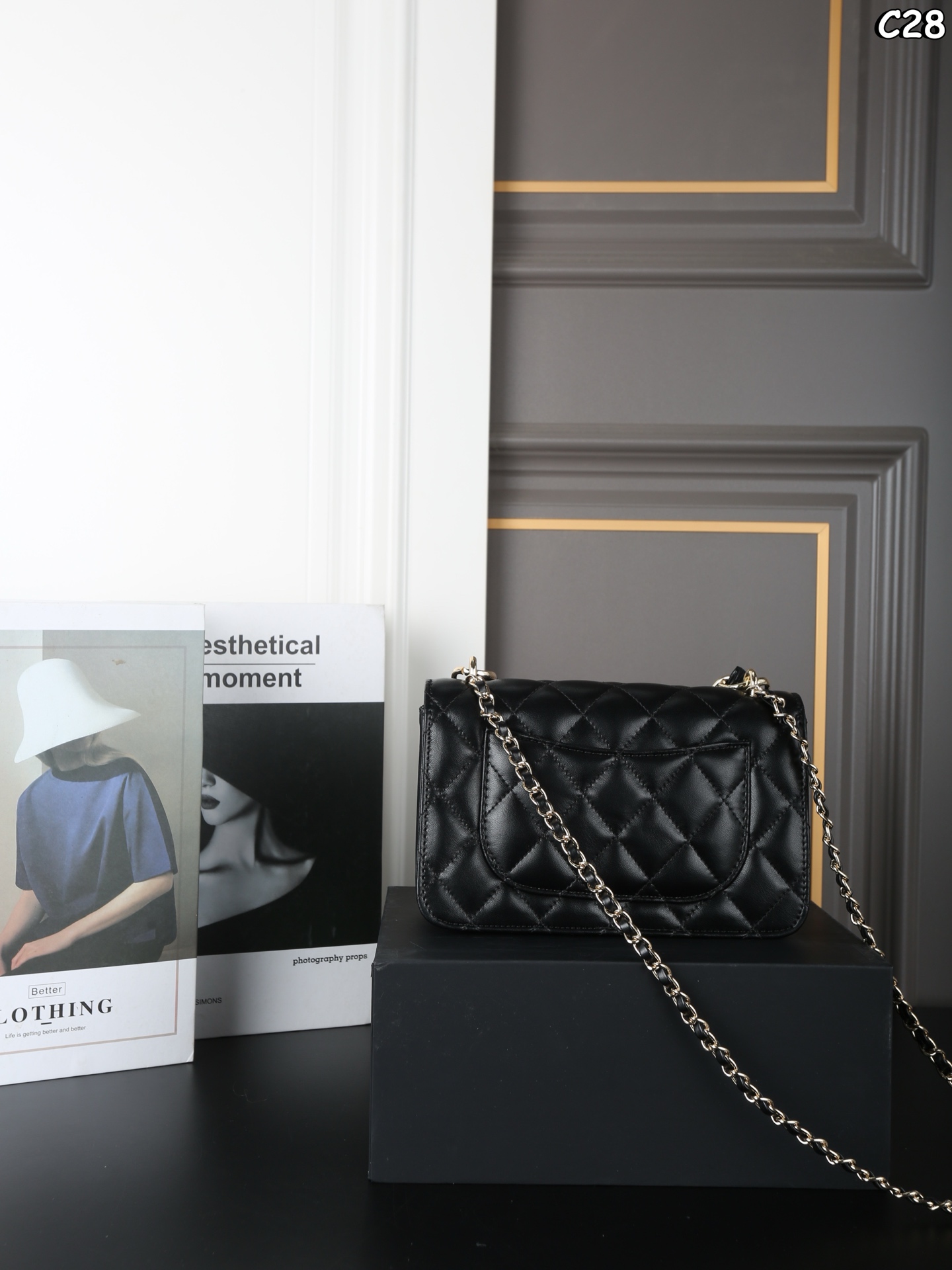シャネル(Chanel)  25B ハンドル バッグ  20X13cm