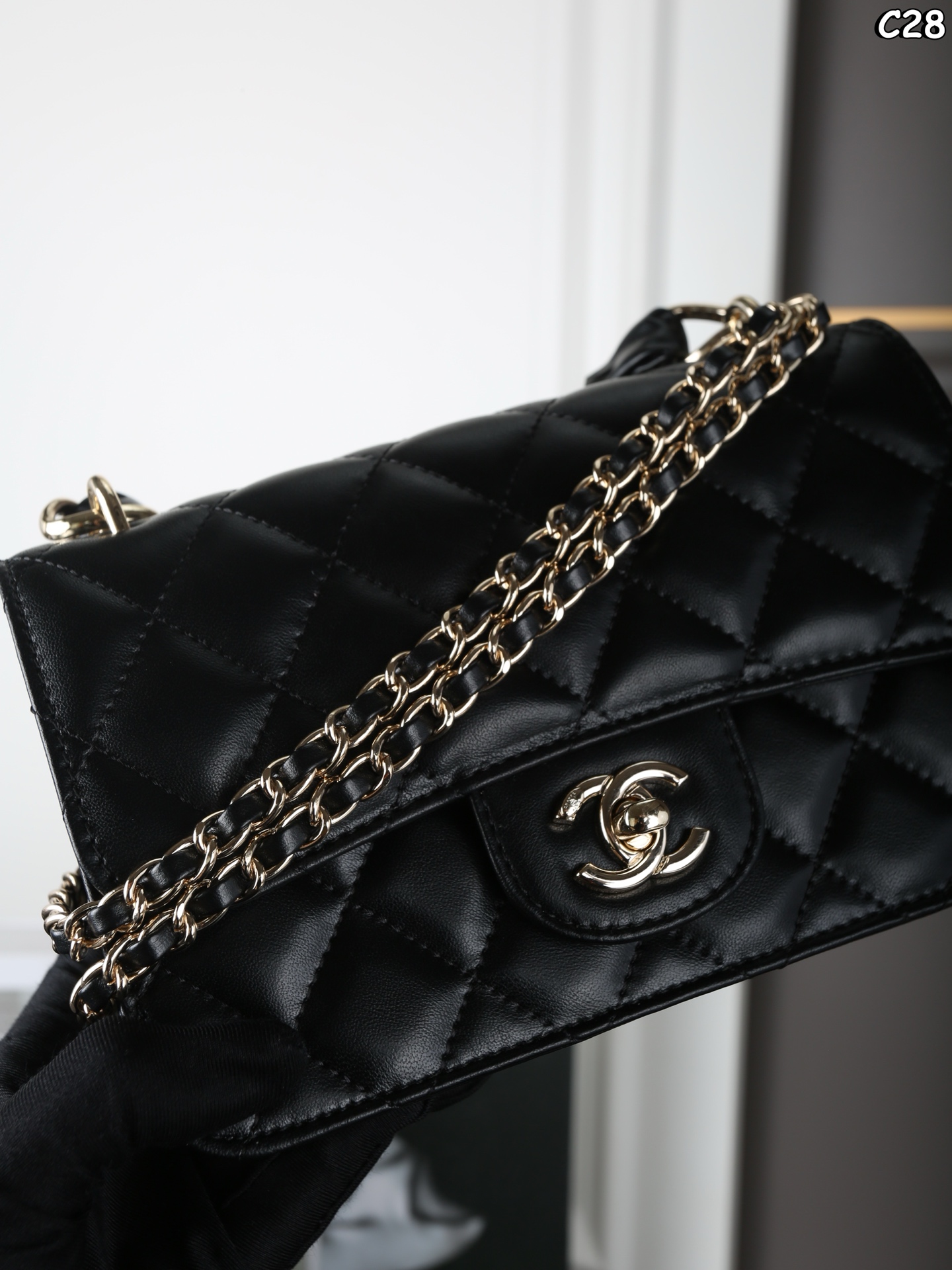 シャネル(Chanel)  25B ハンドル バッグ  20X13cm