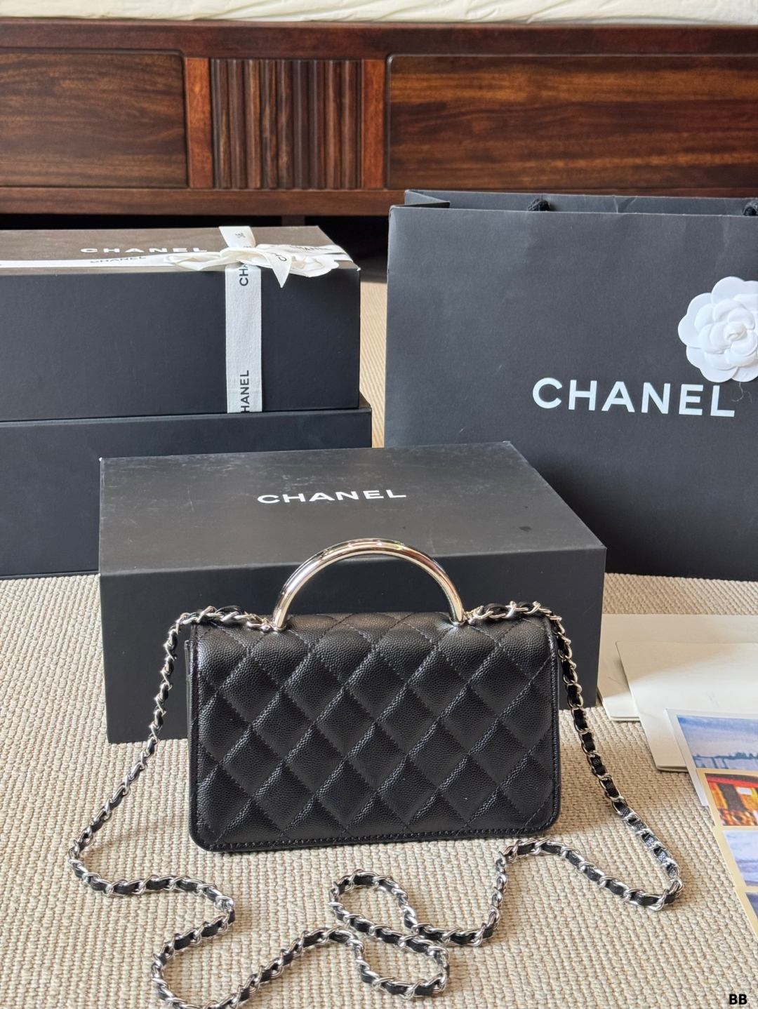 シャネル(Chanel)  新作 25P バッグ  19x12cm