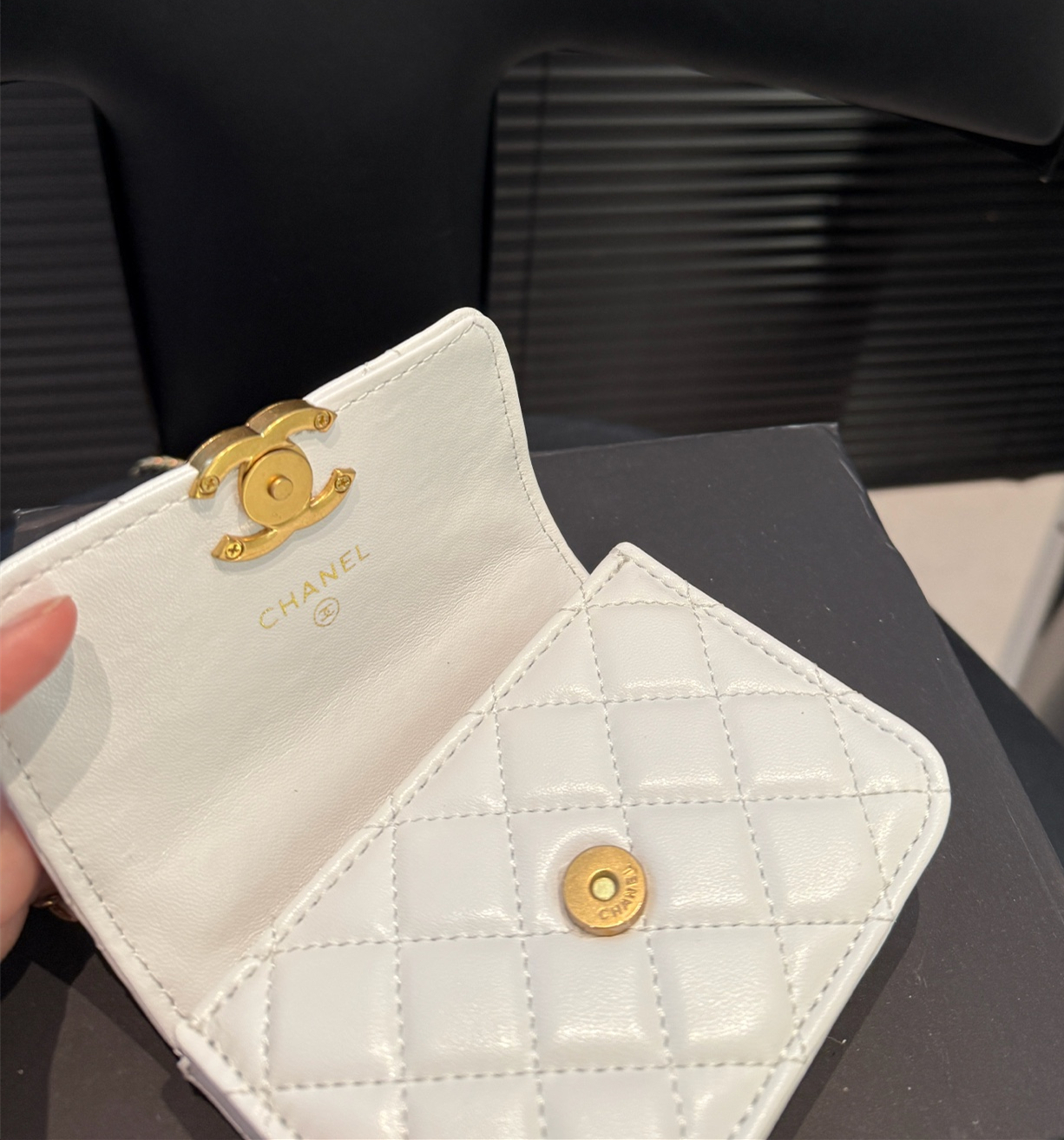 シャネル(Chanel)  新作 25C チェーン ミニ 財布  12.5X9.5cm