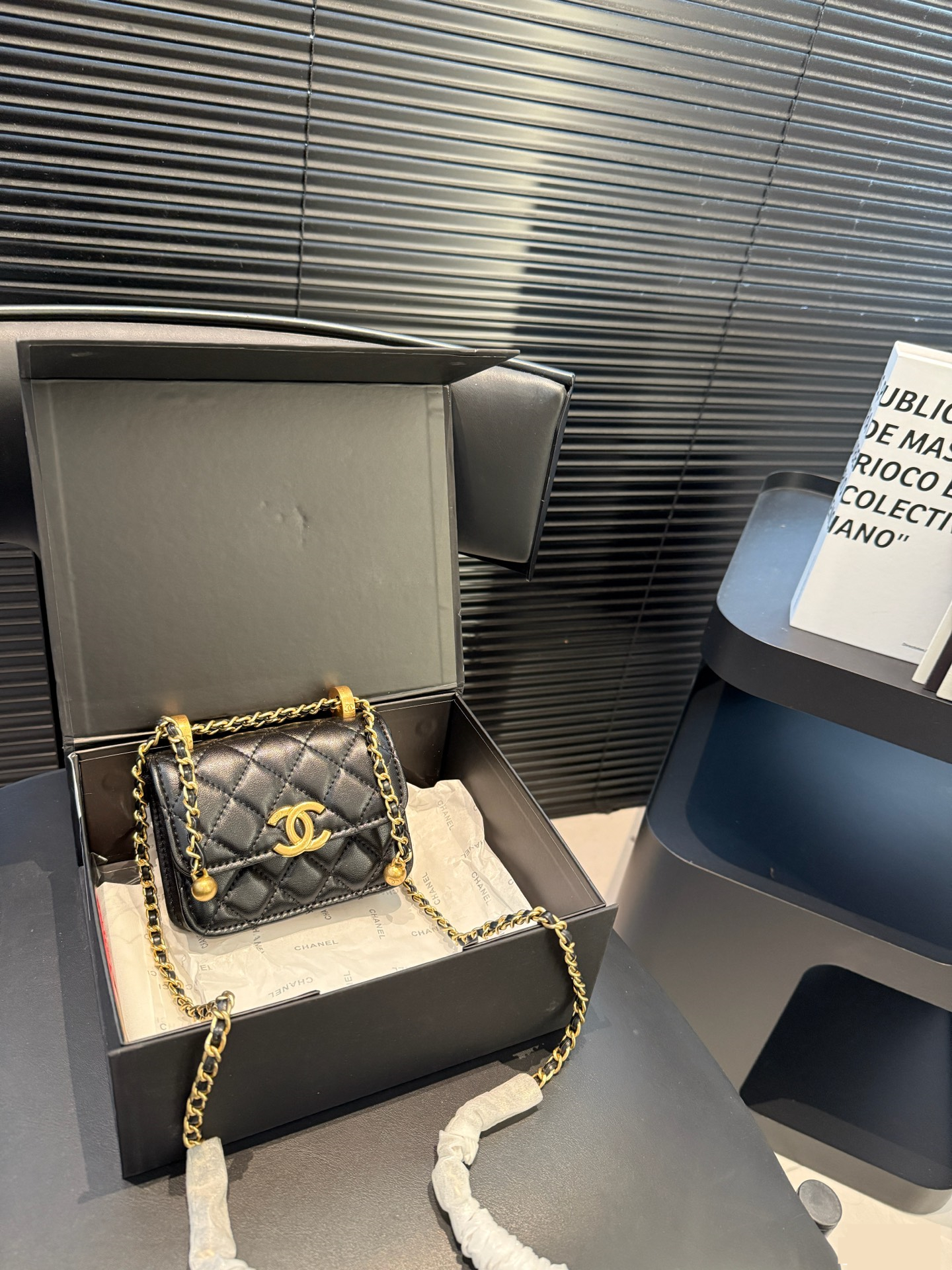 シャネル(Chanel)  新作 25C チェーン ミニ 財布  12.5X9.5cm