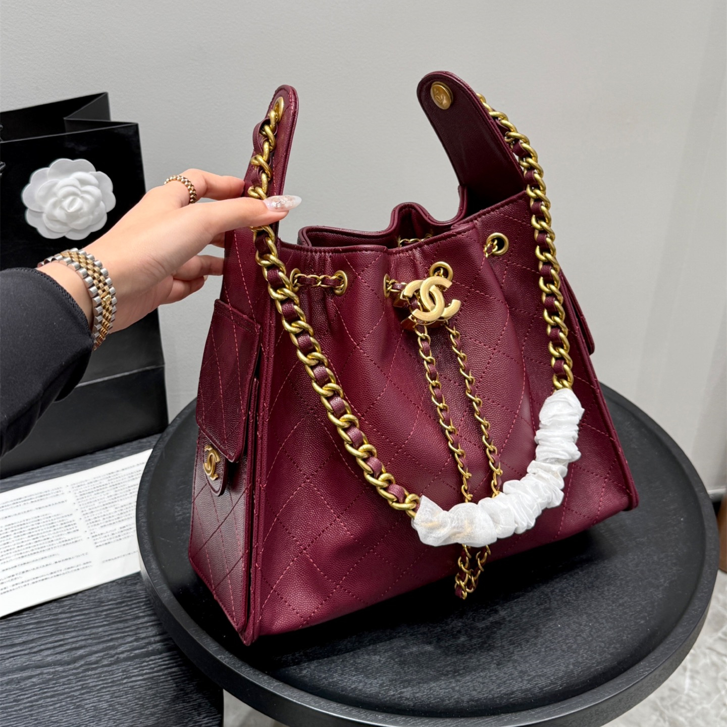 シャネル(Chanel)  HOBO バッグ  30X24cm