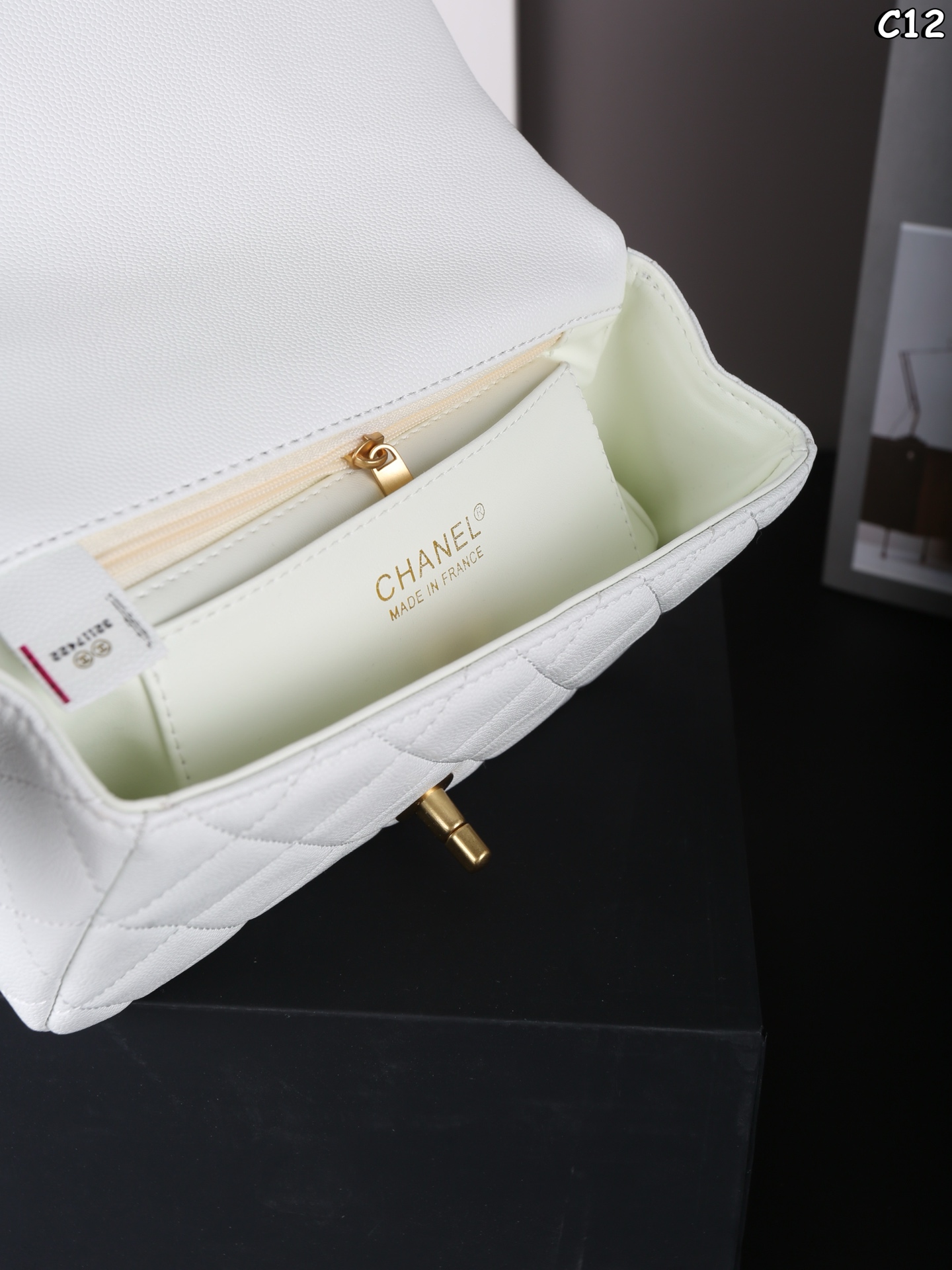 シャネル(Chanel) 新作 25B チェーンバッグ 20X13cm