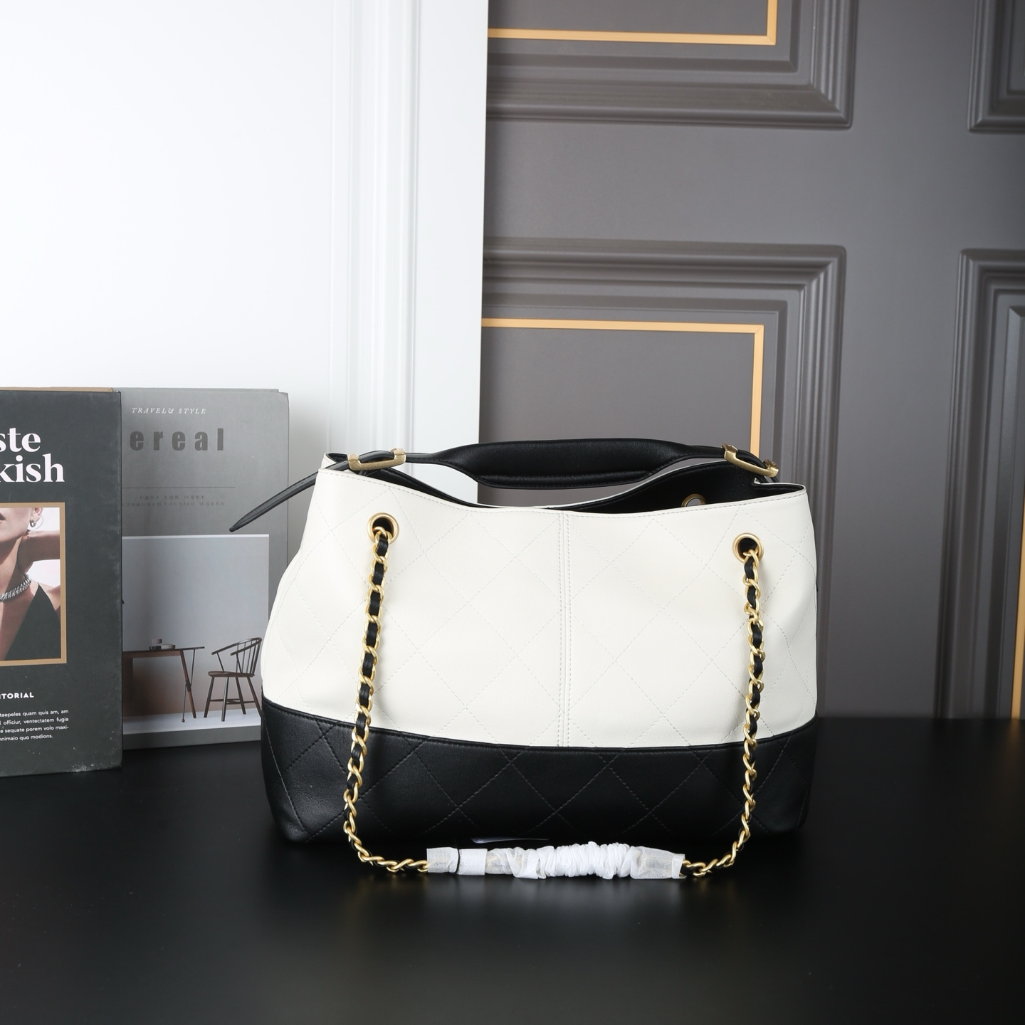 シャネル(Chanel) 新作 25A HOBO ハンドル バッグ 33X23cm