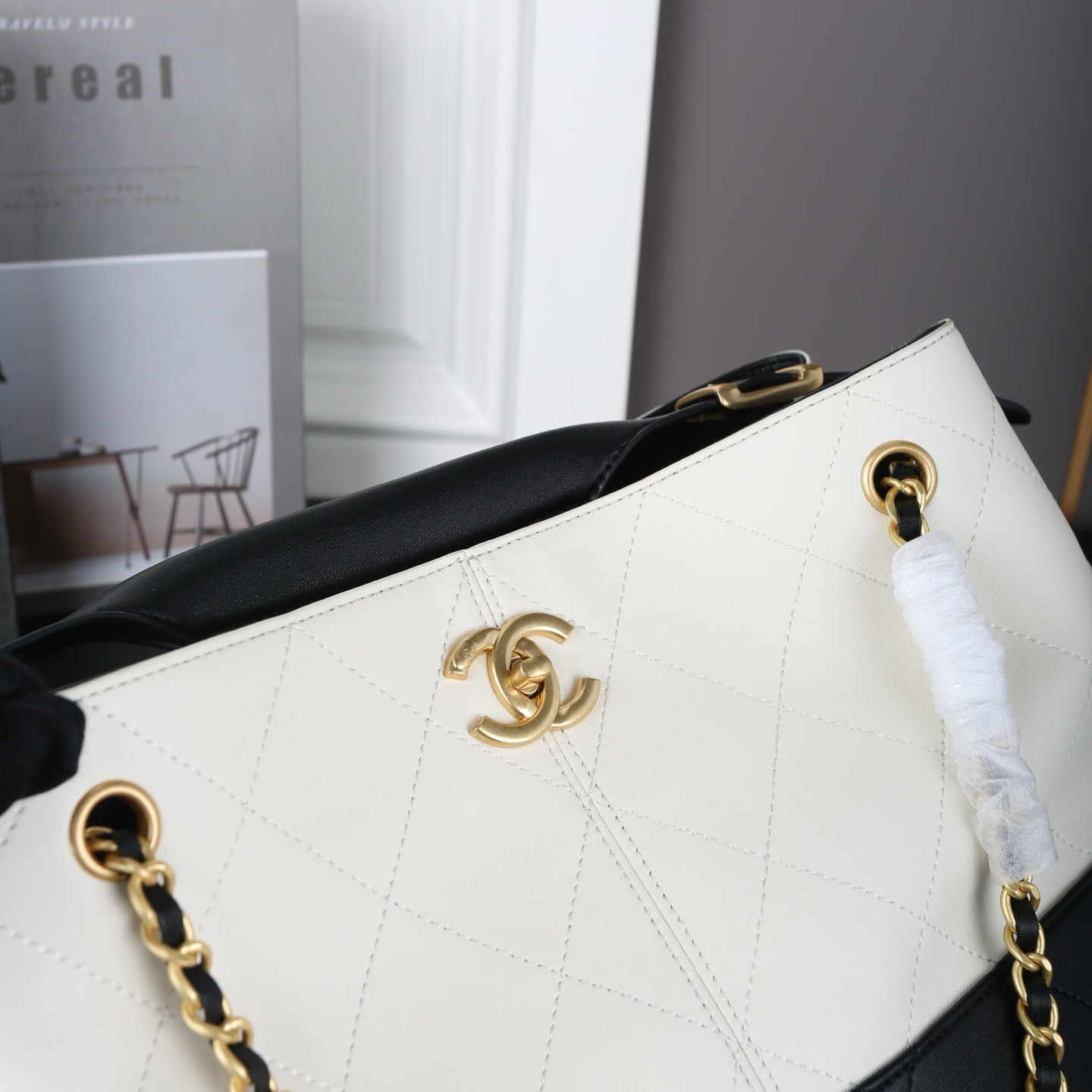 シャネル(Chanel) 新作 25A HOBO ハンドル バッグ 33X23cm