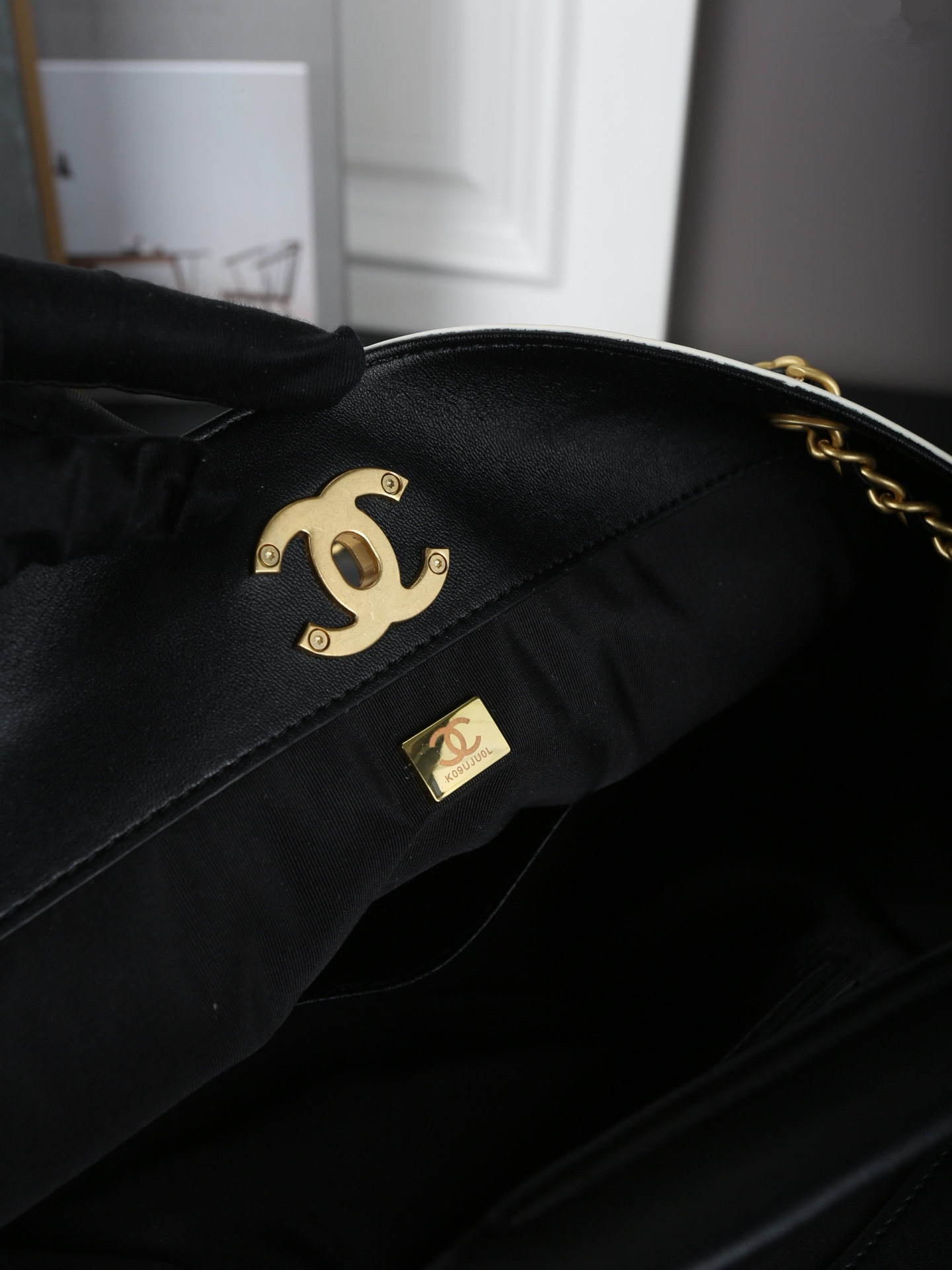 シャネル(Chanel) 新作 25A HOBO ハンドル バッグ 33X23cm