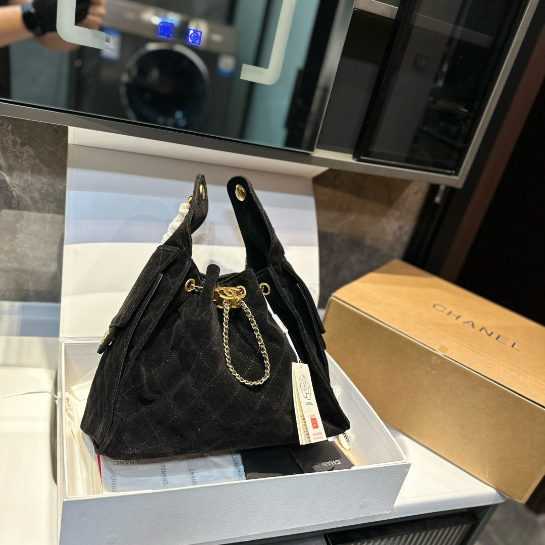 シャネル(Chanel) 新作 25C バッグ 34X26cm