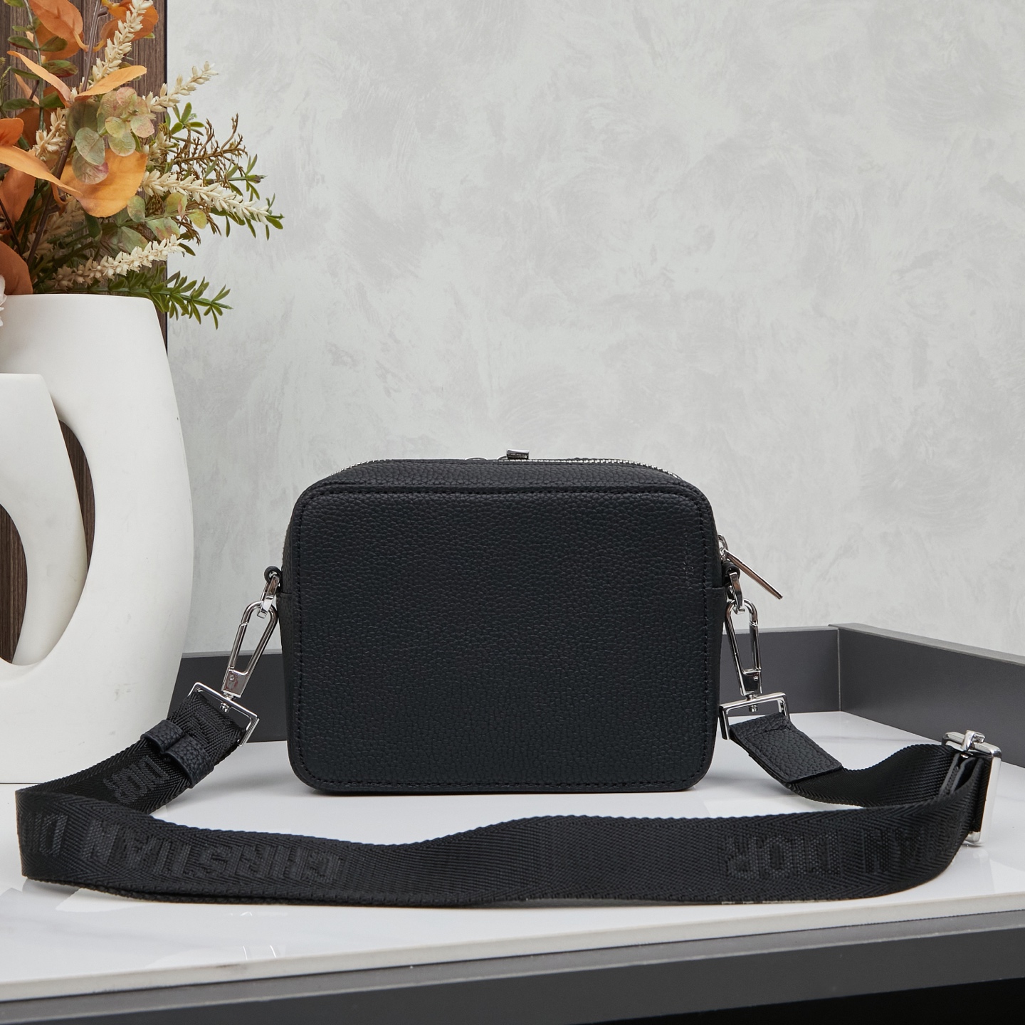 ディオール(Dior) 斜 めがけ バッグ 18x13x7cm