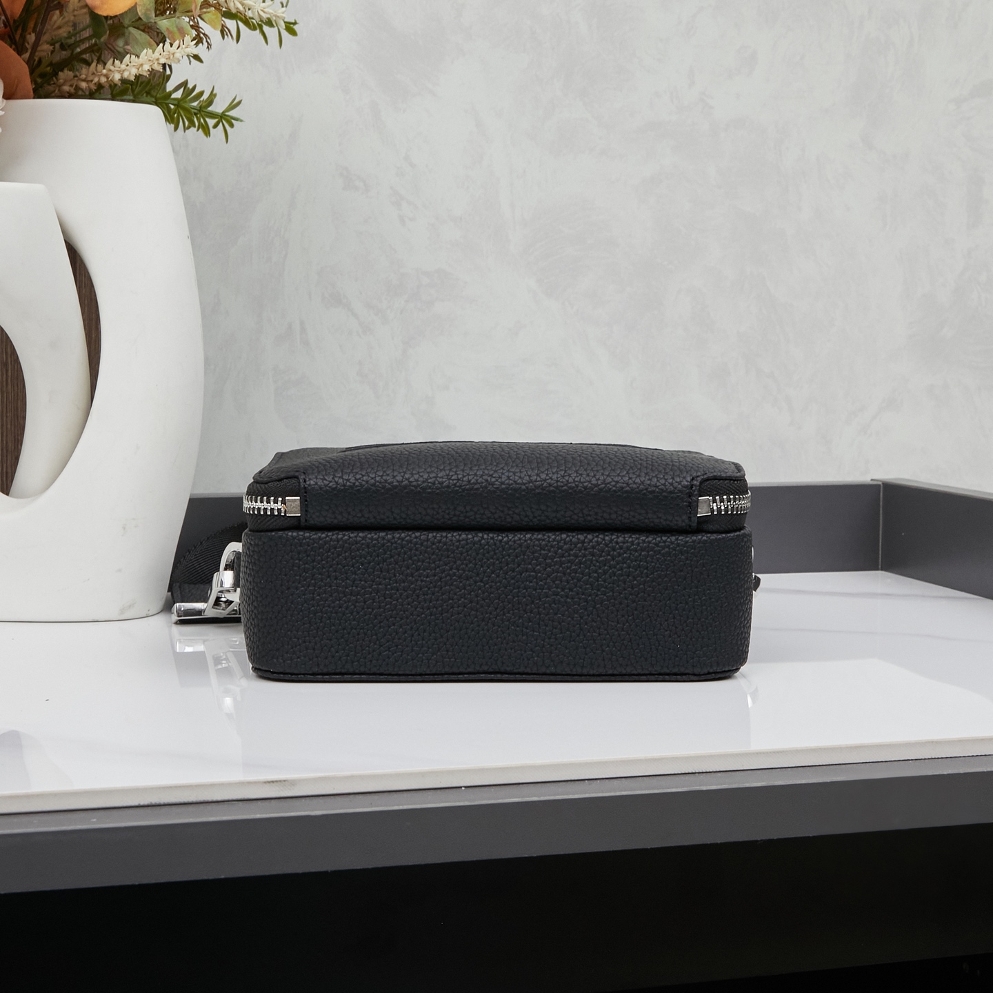 ディオール(Dior) 斜 めがけ バッグ 18x13x7cm