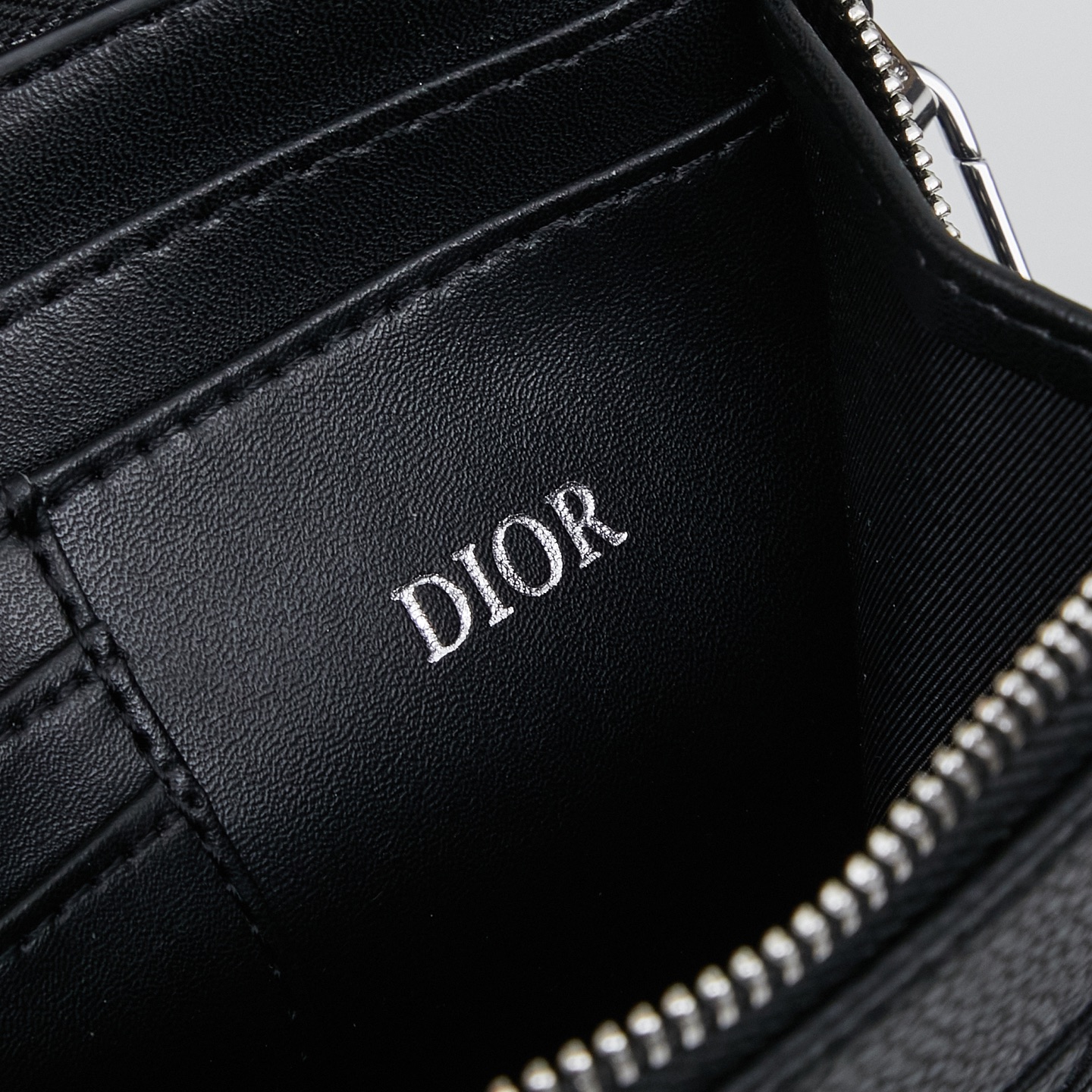 ディオール(Dior) 斜 めがけ バッグ 18x13x7cm