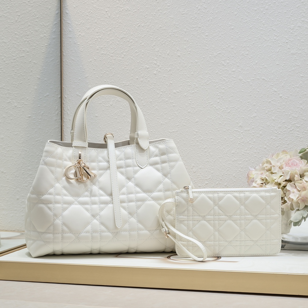 ディオール(Dior) Toujours  バッグ  23x15x15cm or 28.5x19x21cm