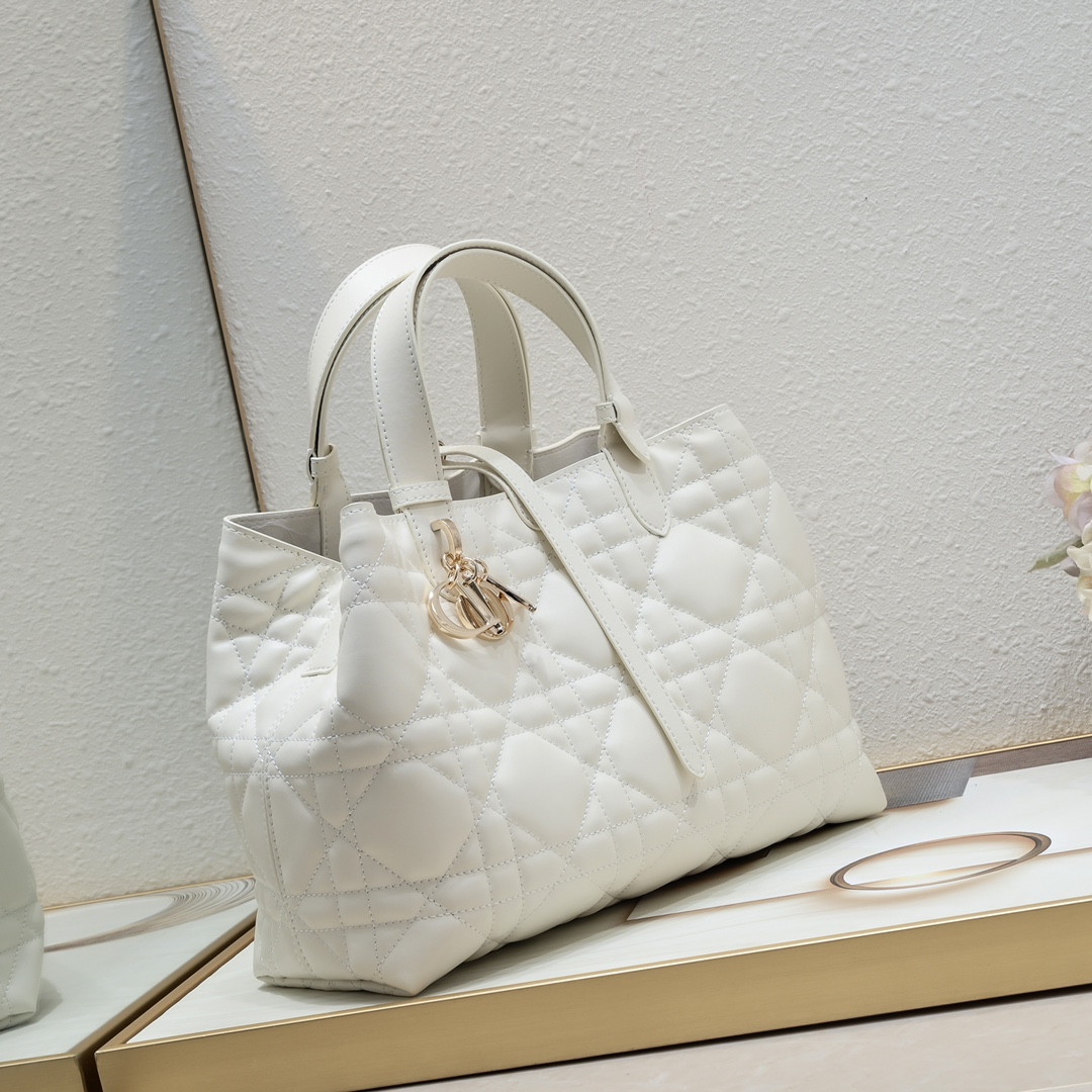 ディオール(Dior) Toujours  バッグ  23x15x15cm or 28.5x19x21cm