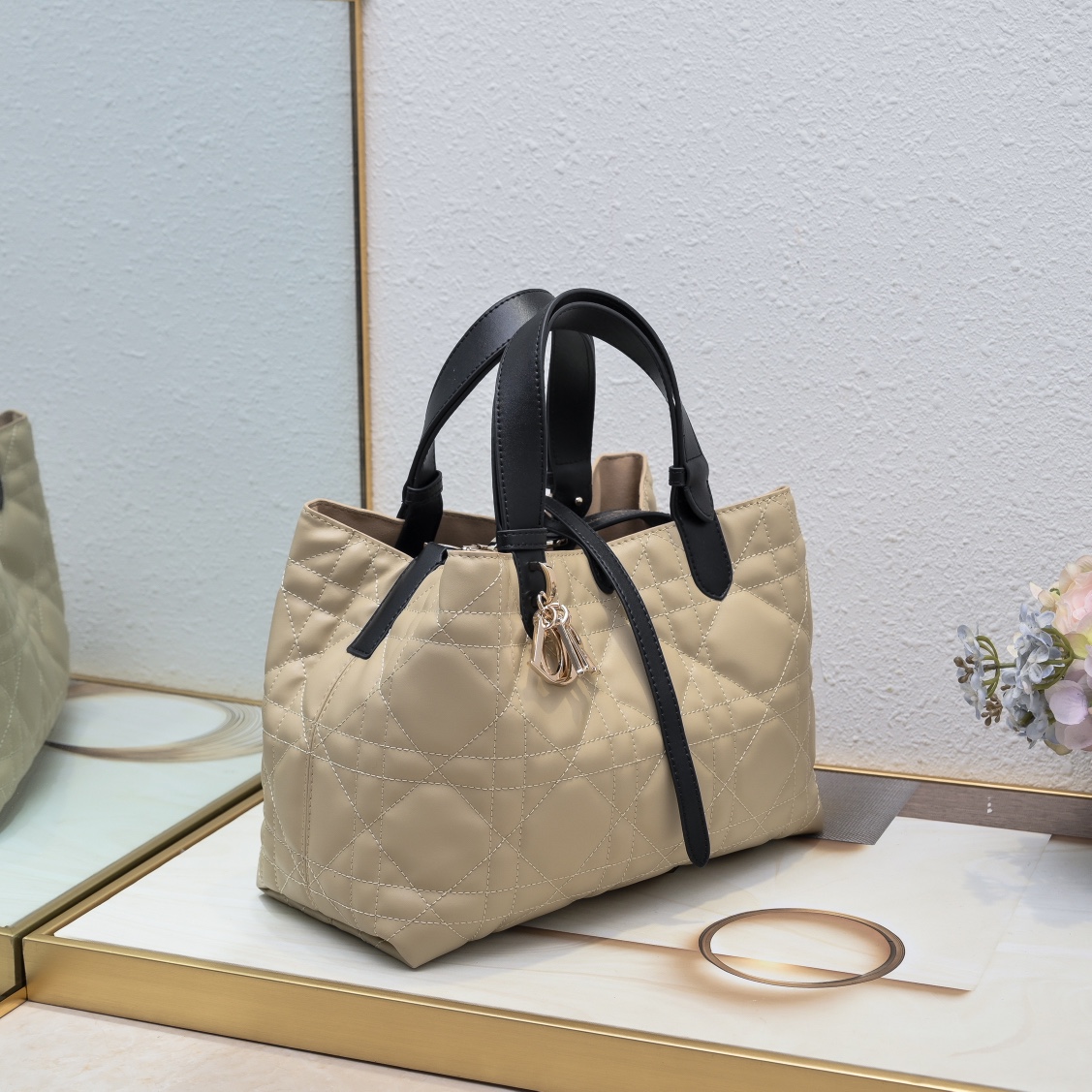 ディオール(Dior) Toujours  バッグ  23x15x15cm or 28.5x19x21cm