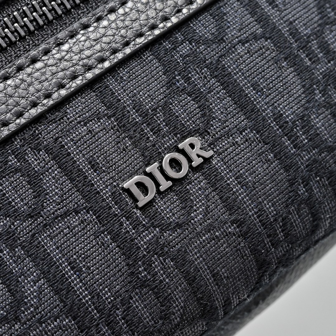 ディオール(Dior) Rider 2.0 バッグ  ショルダー 18.5×13.5×7cm