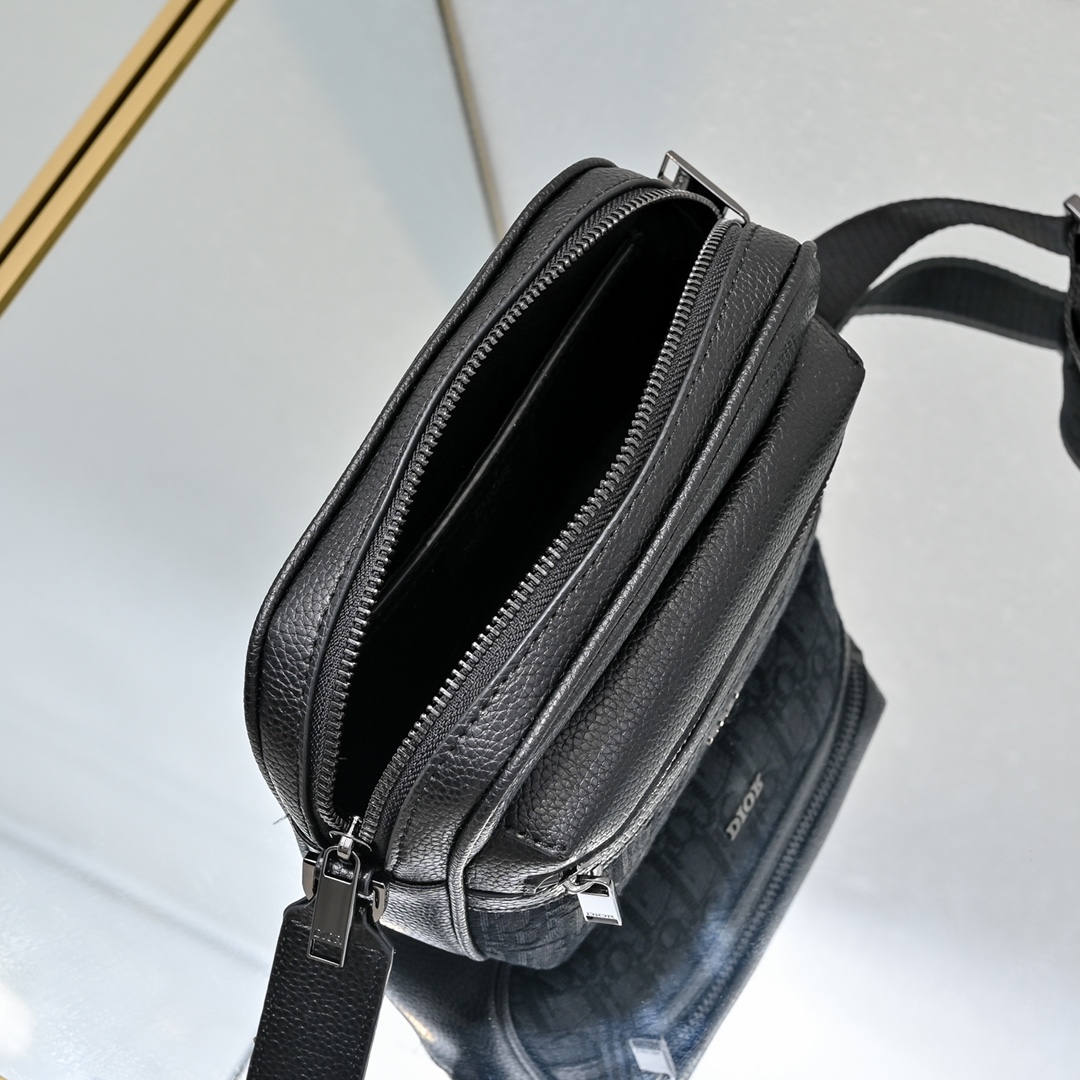 ディオール(Dior) Rider 2.0 バッグ  ショルダー 18.5×13.5×7cm