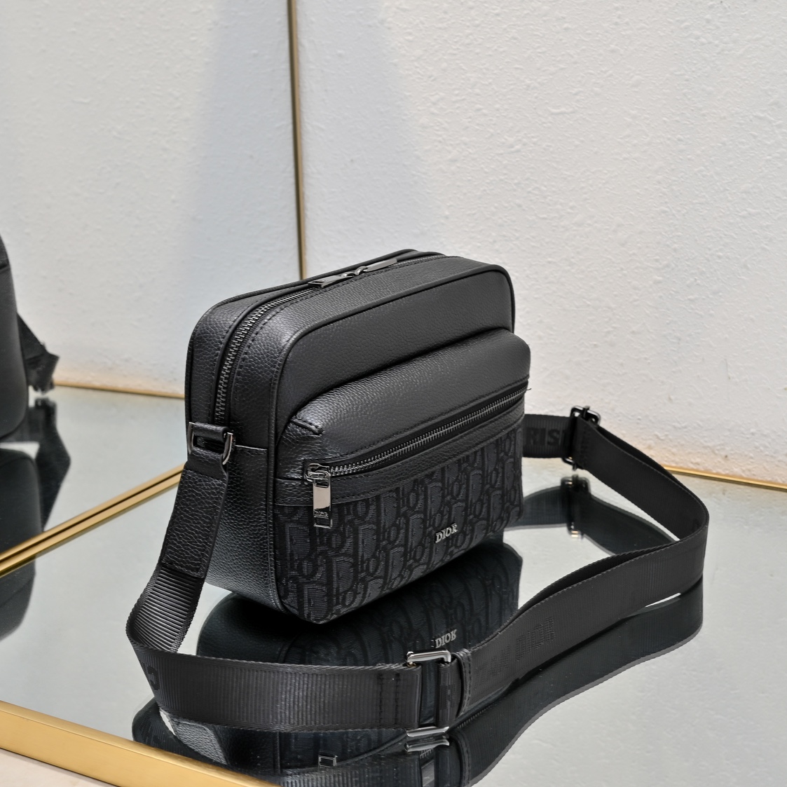 ディオール(Dior) Rider 2.0 バッグ  ショルダー 23 x 17 x 7.5cm