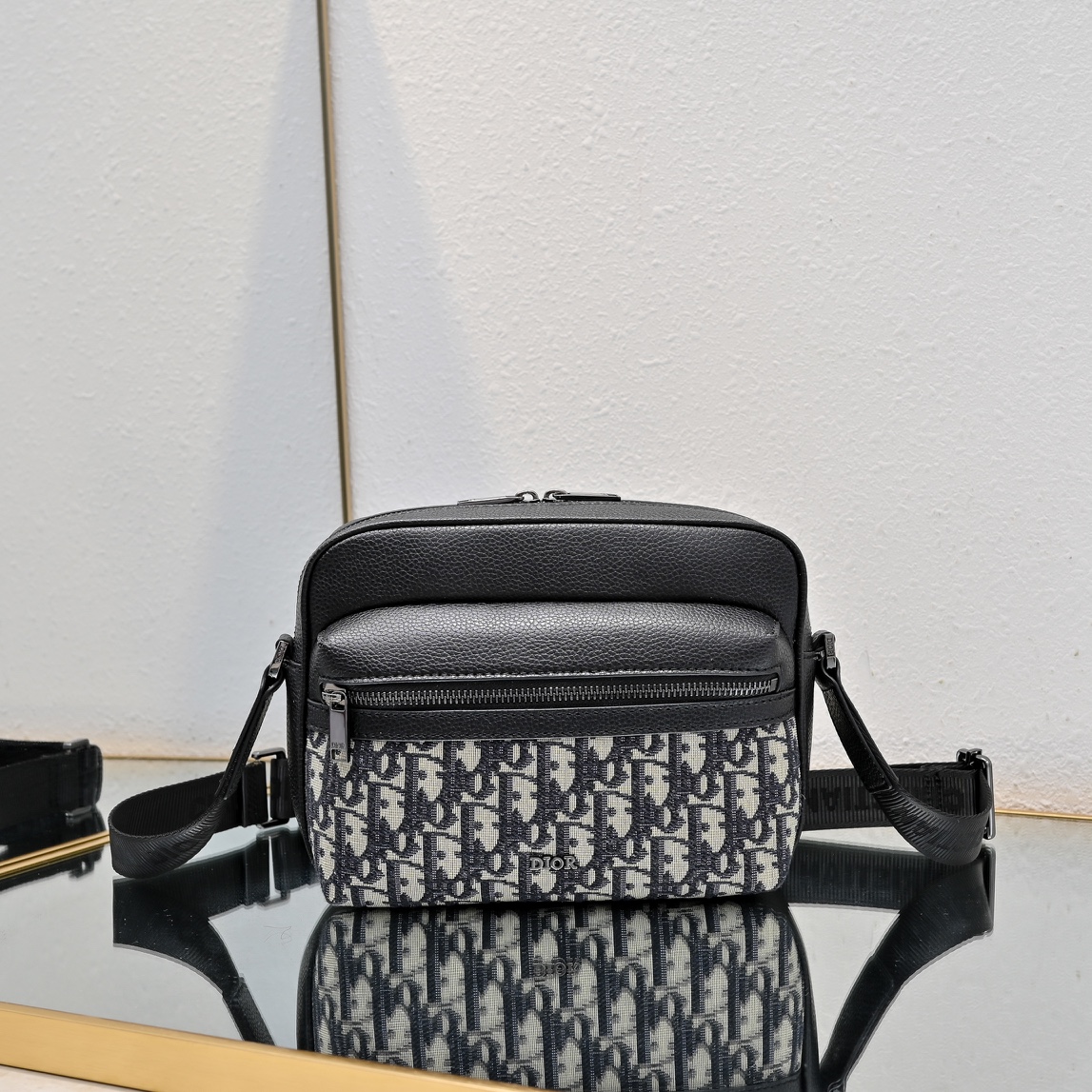 ディオール(Dior) Rider 2.0 バッグ  ショルダー 23 x 17 x 7.5cm