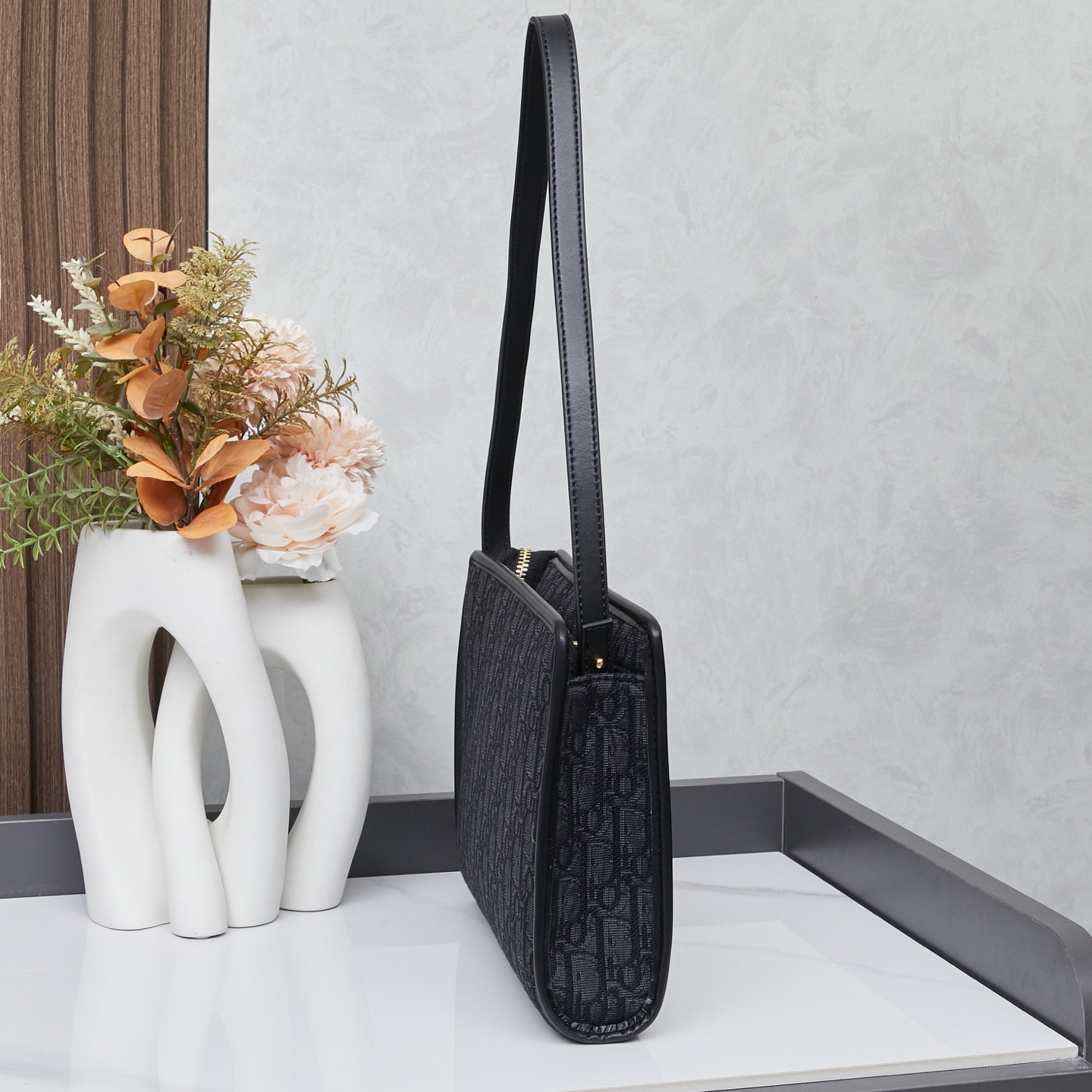 ディオール(Dior) MONTAIGNE POUCH バッグ  ショルダー 27 x 20 x 6cm