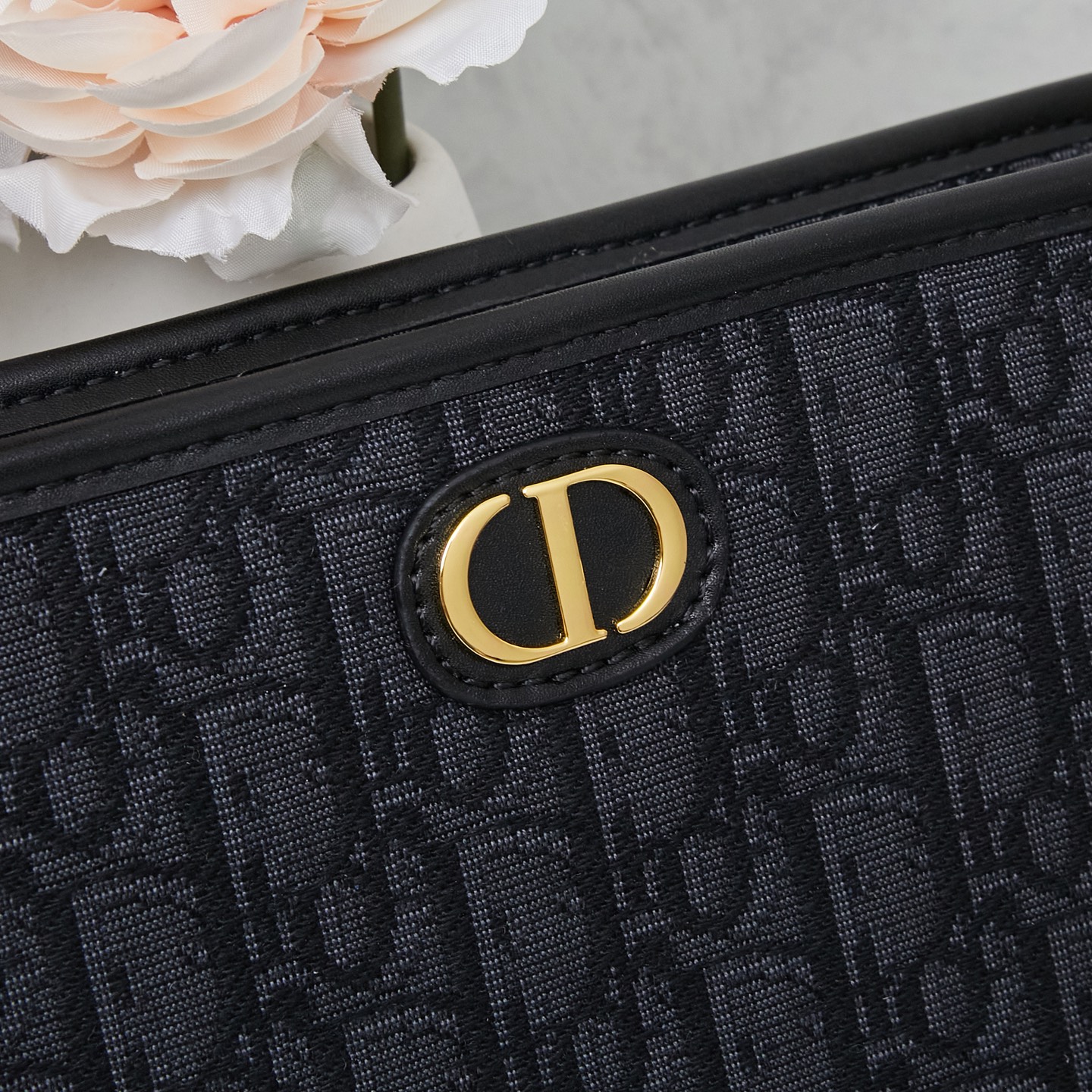 ディオール(Dior) MONTAIGNE POUCH バッグ  ショルダー 27 x 20 x 6cm
