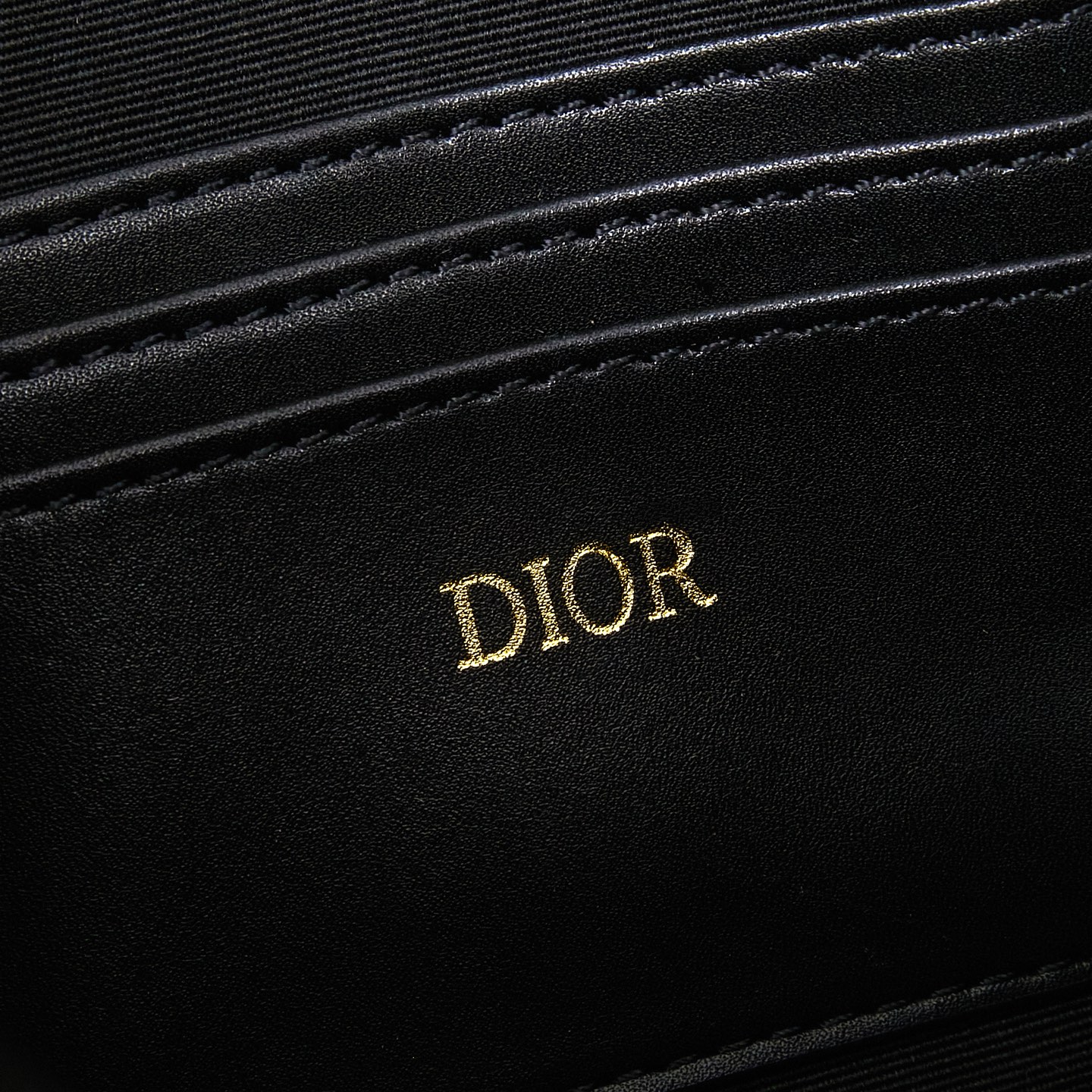 ディオール(Dior) MONTAIGNE POUCH バッグ  ショルダー 27 x 20 x 6cm