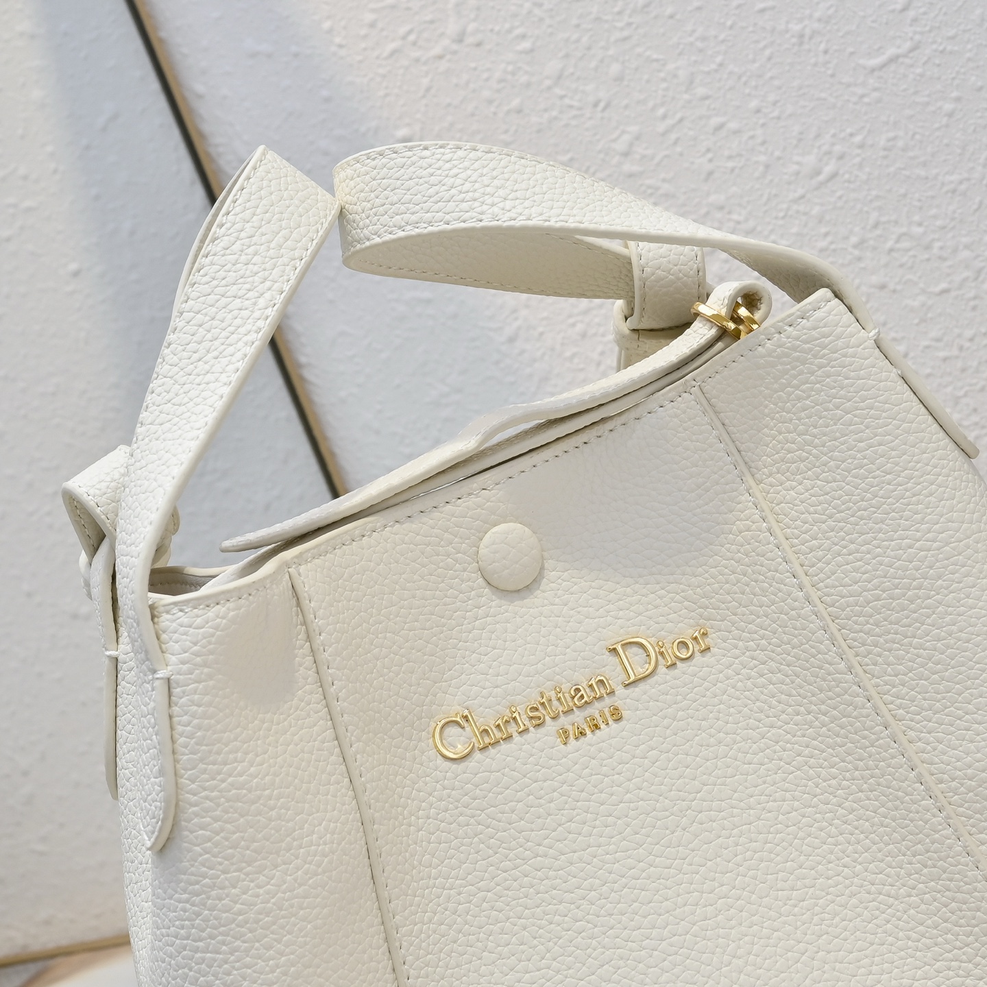 ディオール(Dior) MONTAIGNE POUCH バッグ  ショルダー 21x19 x11cm