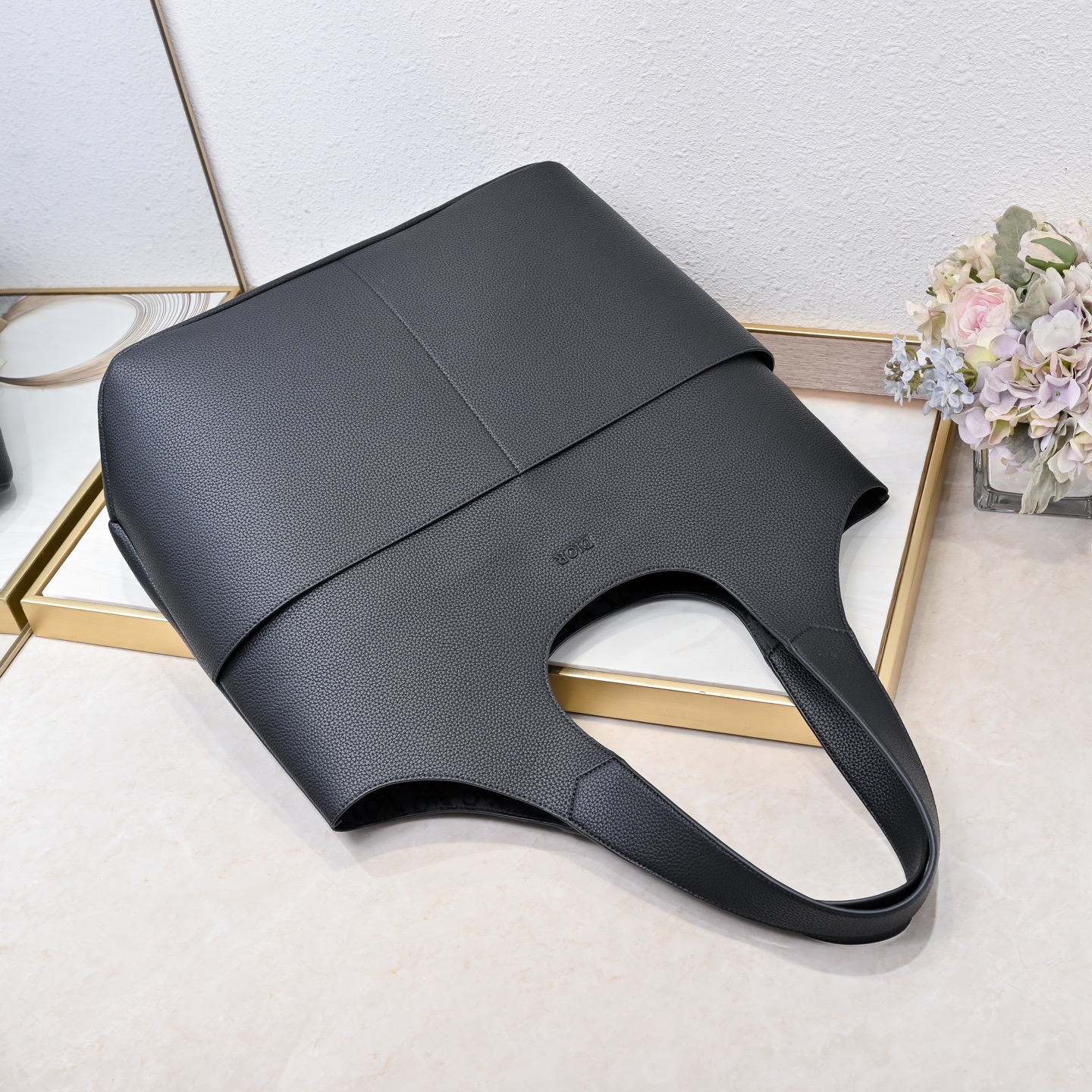 ディオール(Dior)新作 Privé トート  バッグ  39.5 x35x15cm