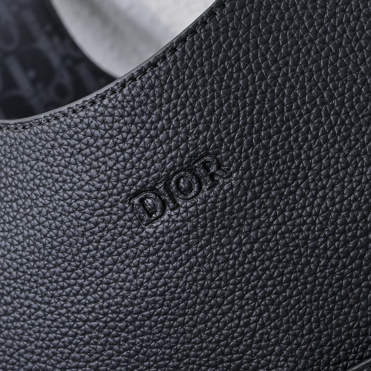 ディオール(Dior)新作 Privé トート  バッグ  39.5 x35x15cm